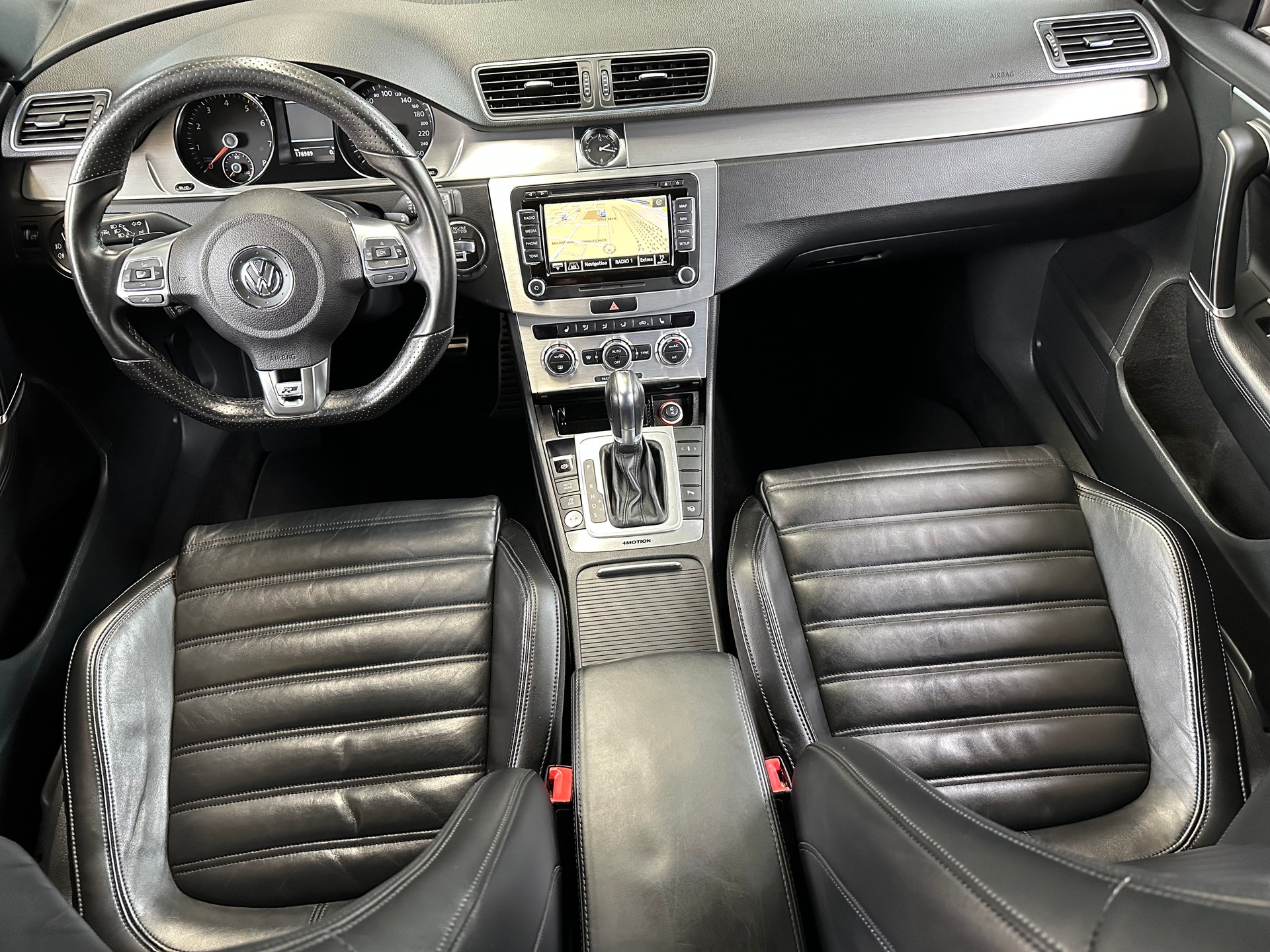 VW Passat Variant 3.6 FSI R-Line 4Motion DSG 300 PS-image-8