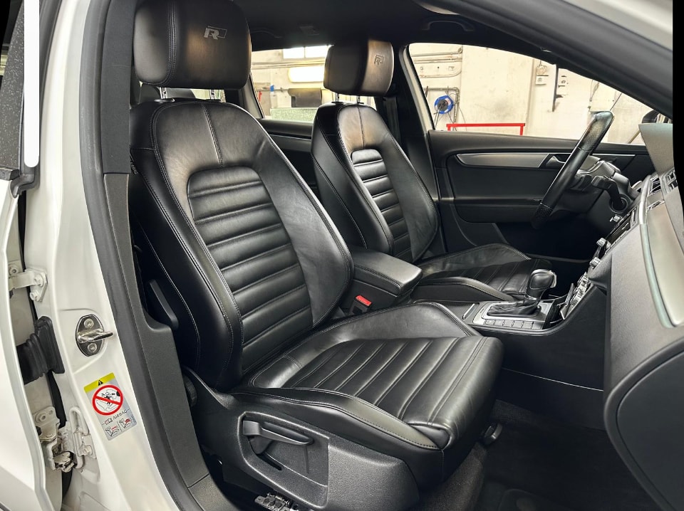 VW Passat Variant 3.6 FSI R-Line 4Motion DSG 300 PS-image-13