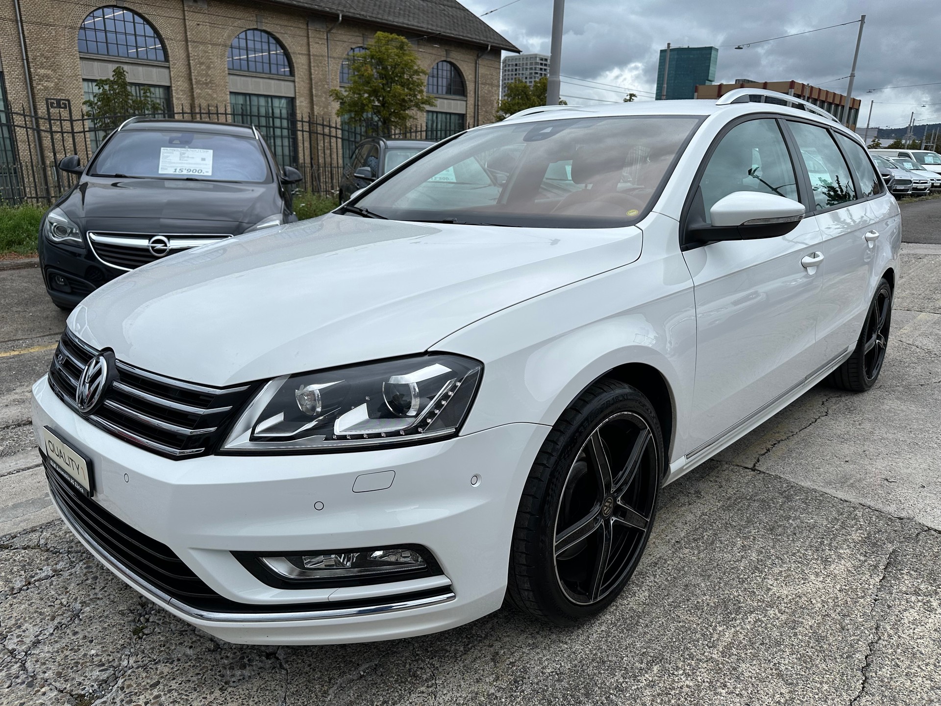 VW Passat Variant 3.6 FSI R-Line 4Motion DSG 300 PS
