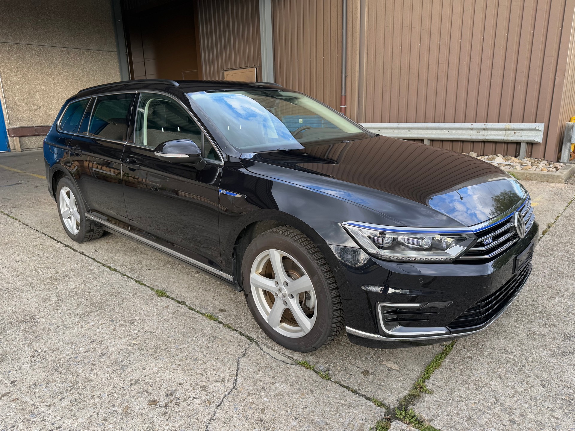 VW Passat Variant 1.4 TSI GTE Hybrid DSG-image-1