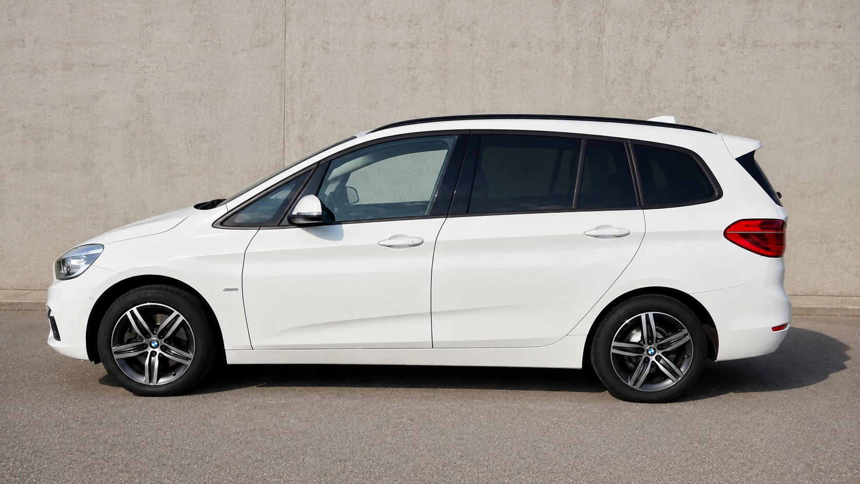 BMW 220d xDrive Gran Tourer Sport Line Steptronic (ab MFK und Service, Garantie und Leasing möglich, unfallfrei, 8-fach, etc.)