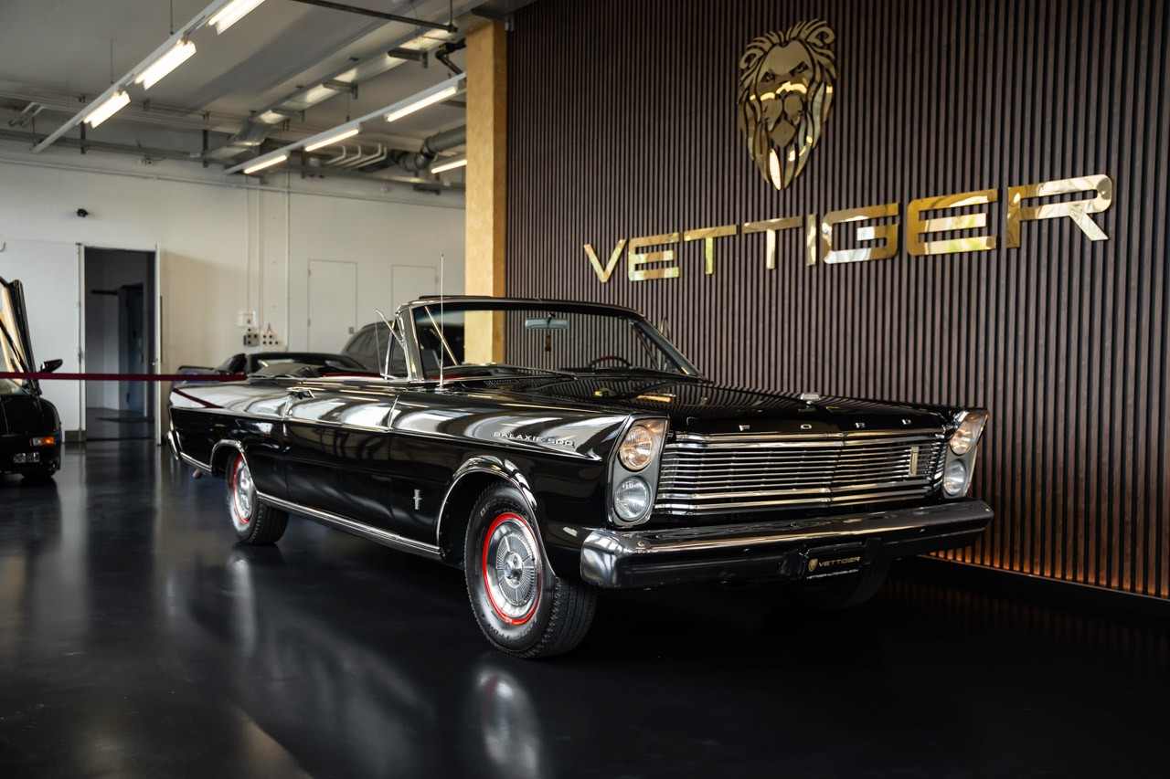 FORD GALAXY 500 Convertible