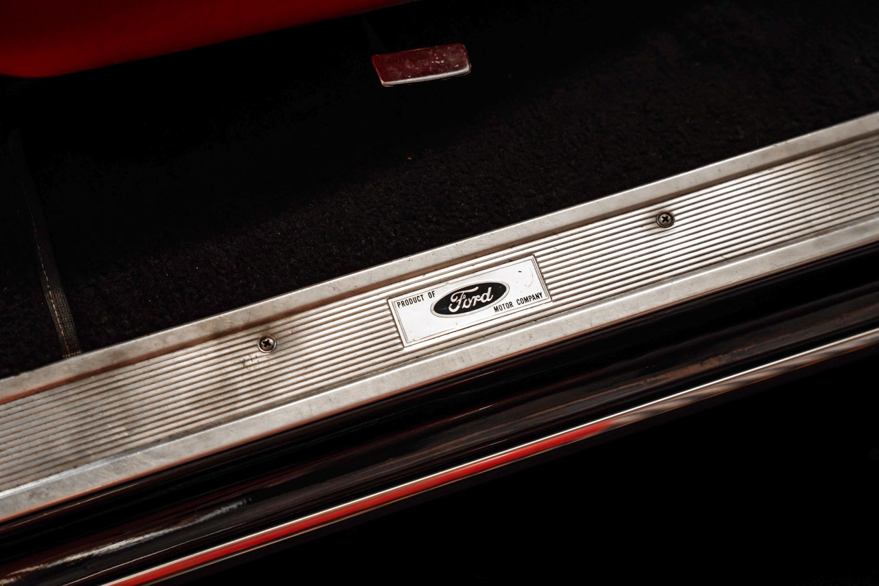 FORD GALAXY 500 Convertible-image-27