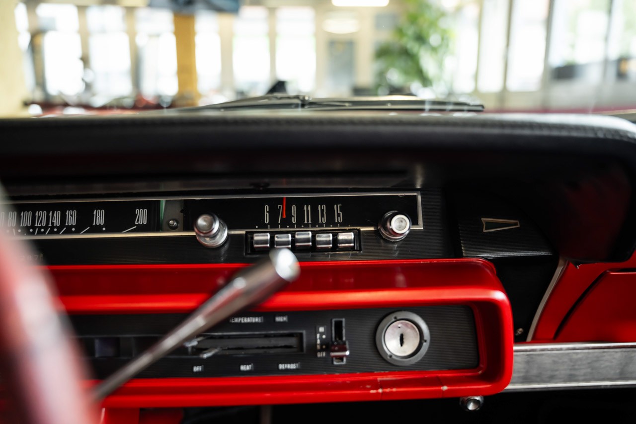 FORD GALAXY 500 Convertible-image-25