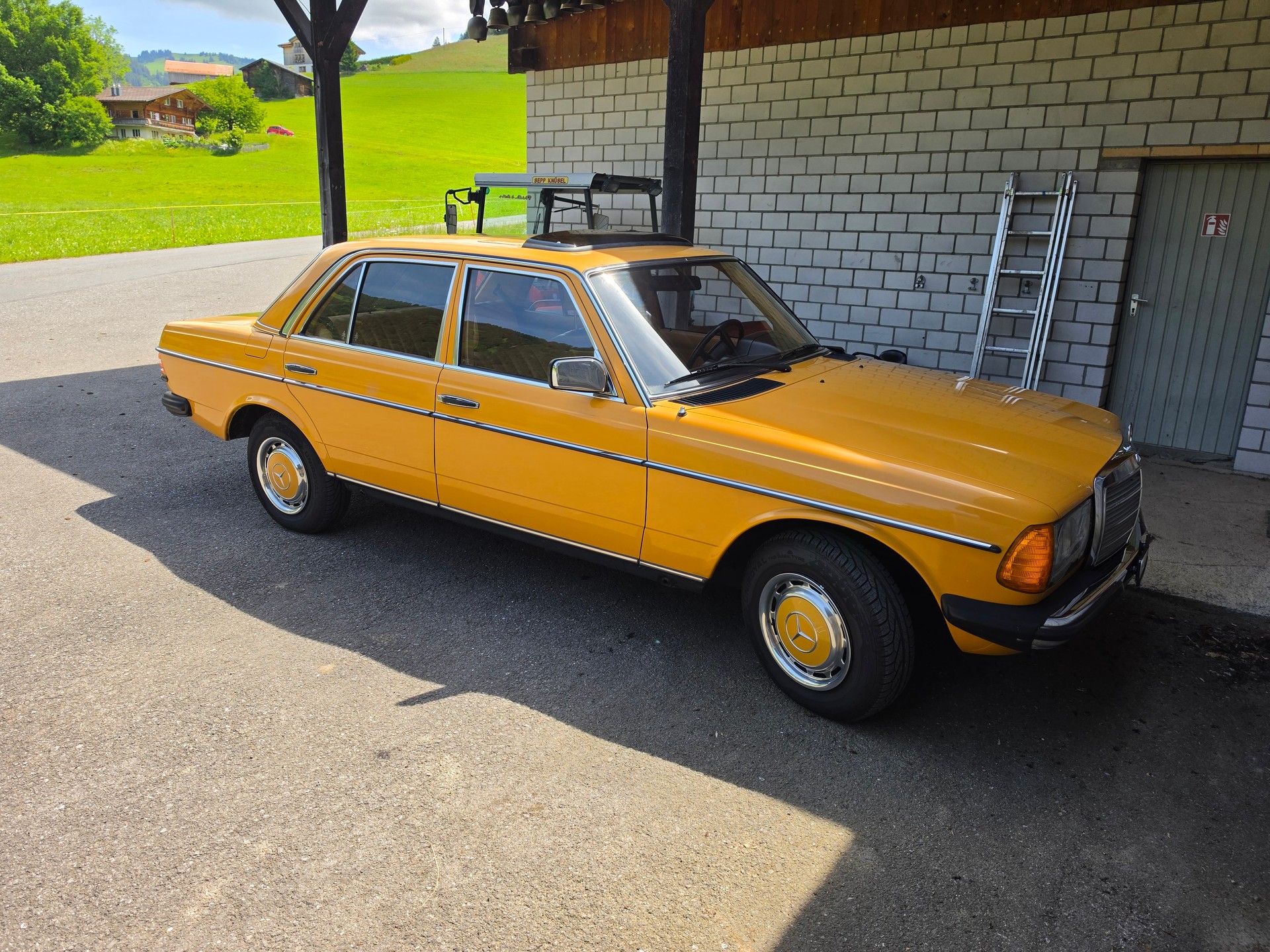 MERCEDES-BENZ 300 D W123-image-19
