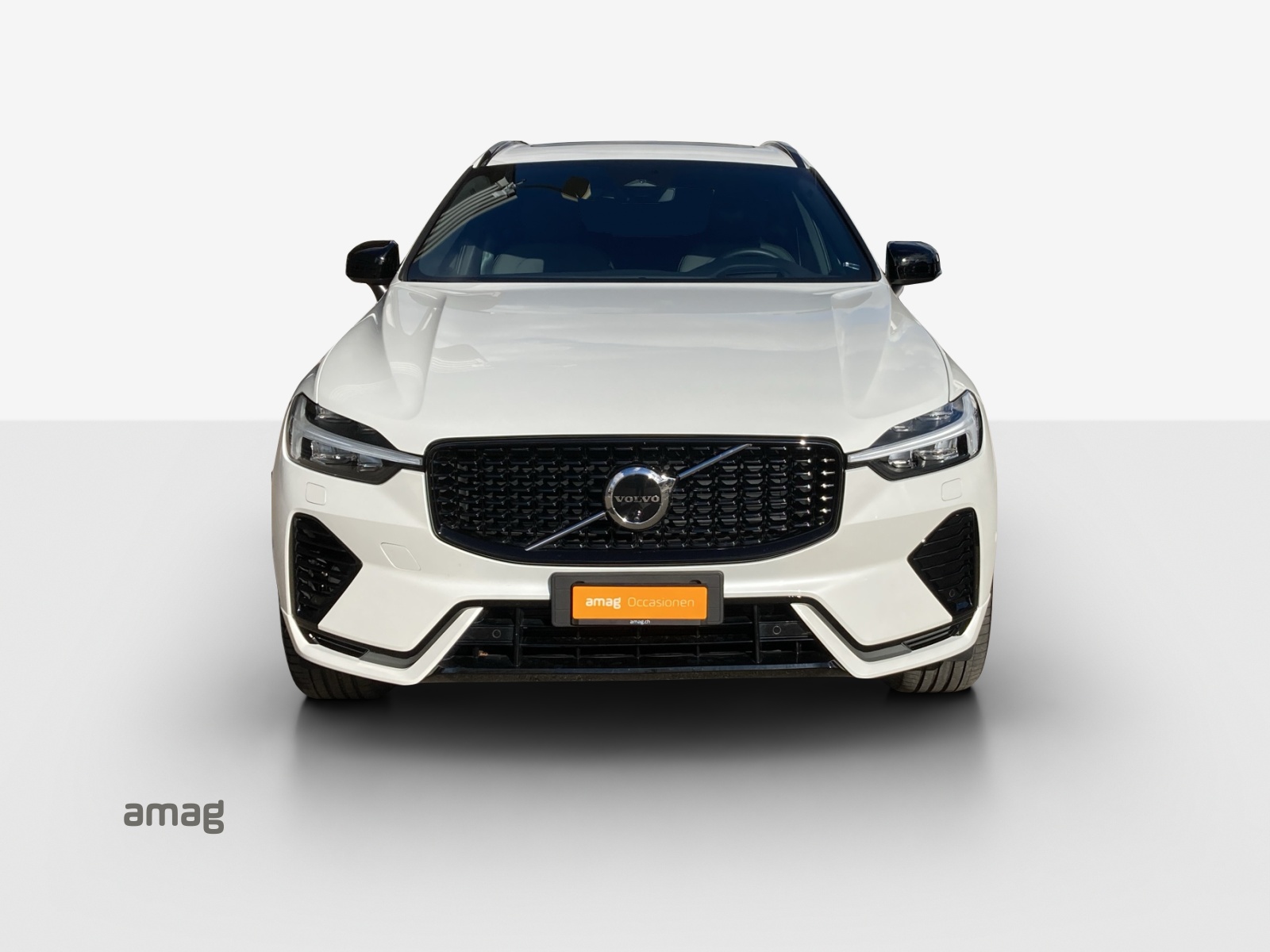VOLVO XC60 T8 eAWD PluginHybrid Ultimate Dark Geartronic-image-6