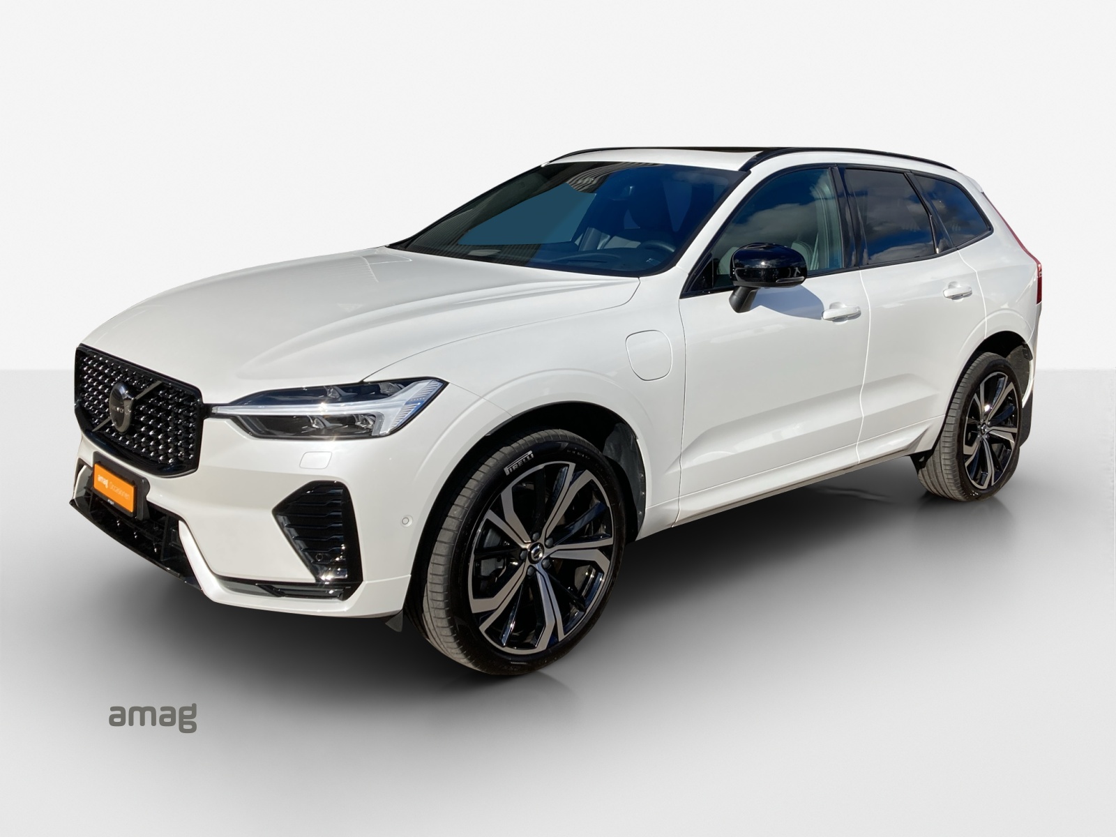 VOLVO XC60 T8 eAWD PluginHybrid Ultimate Dark Geartronic-image-0