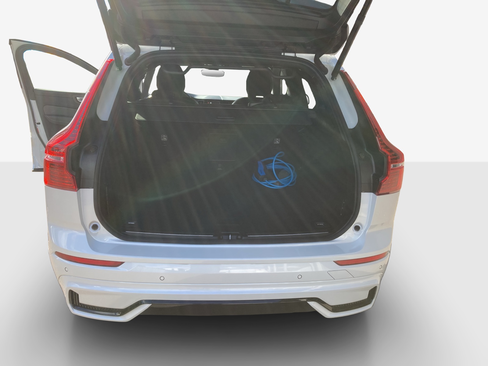 VOLVO XC60 T8 eAWD PluginHybrid Ultimate Dark Geartronic-image-12