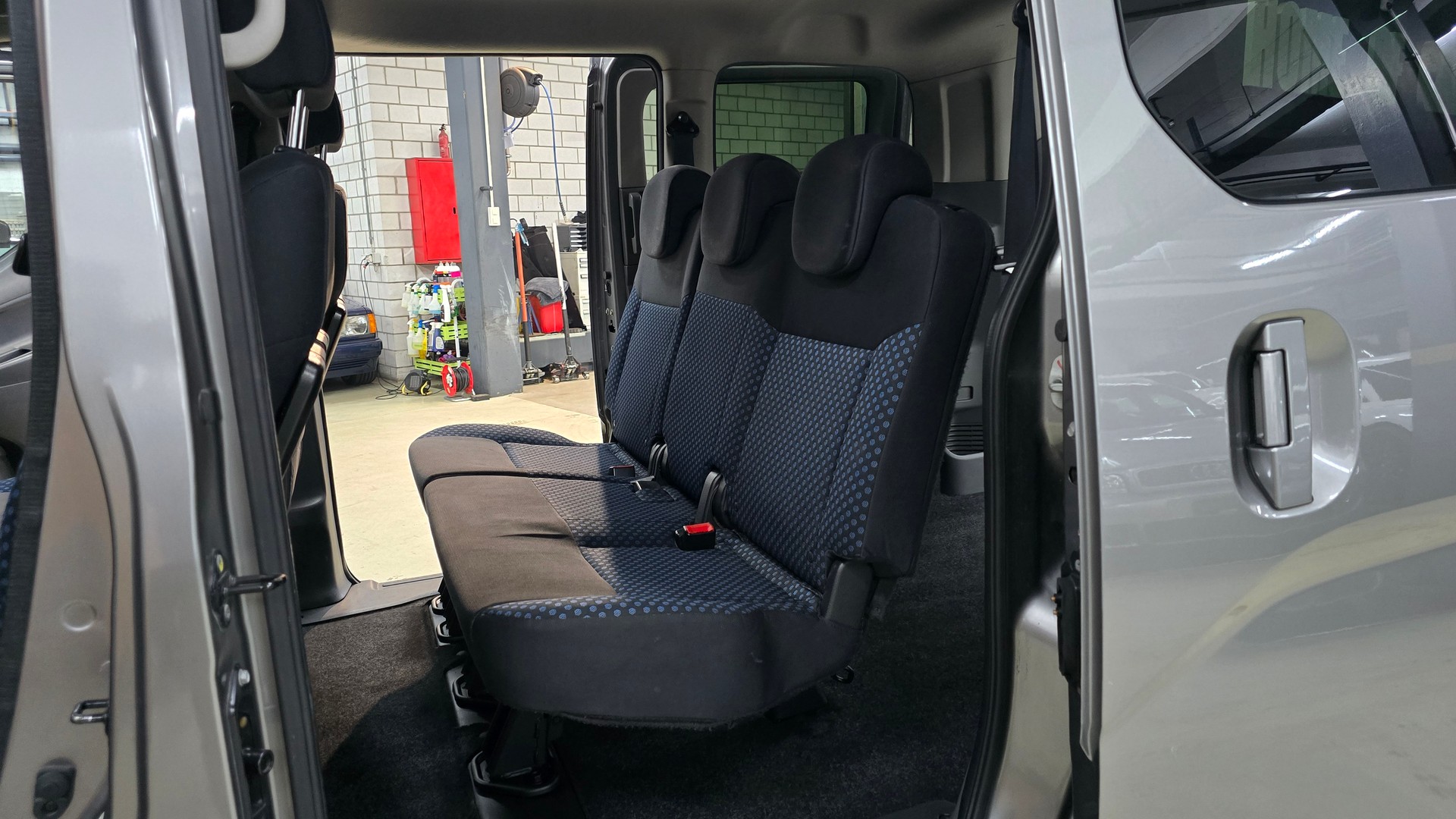 NISSAN NV200 1.5 dCi 110 Premium-image-24