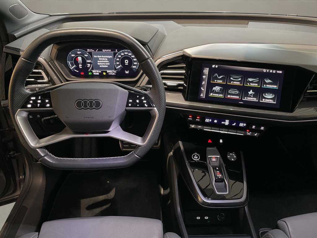 AUDI Q4 e-tron 45 quattro-image-9