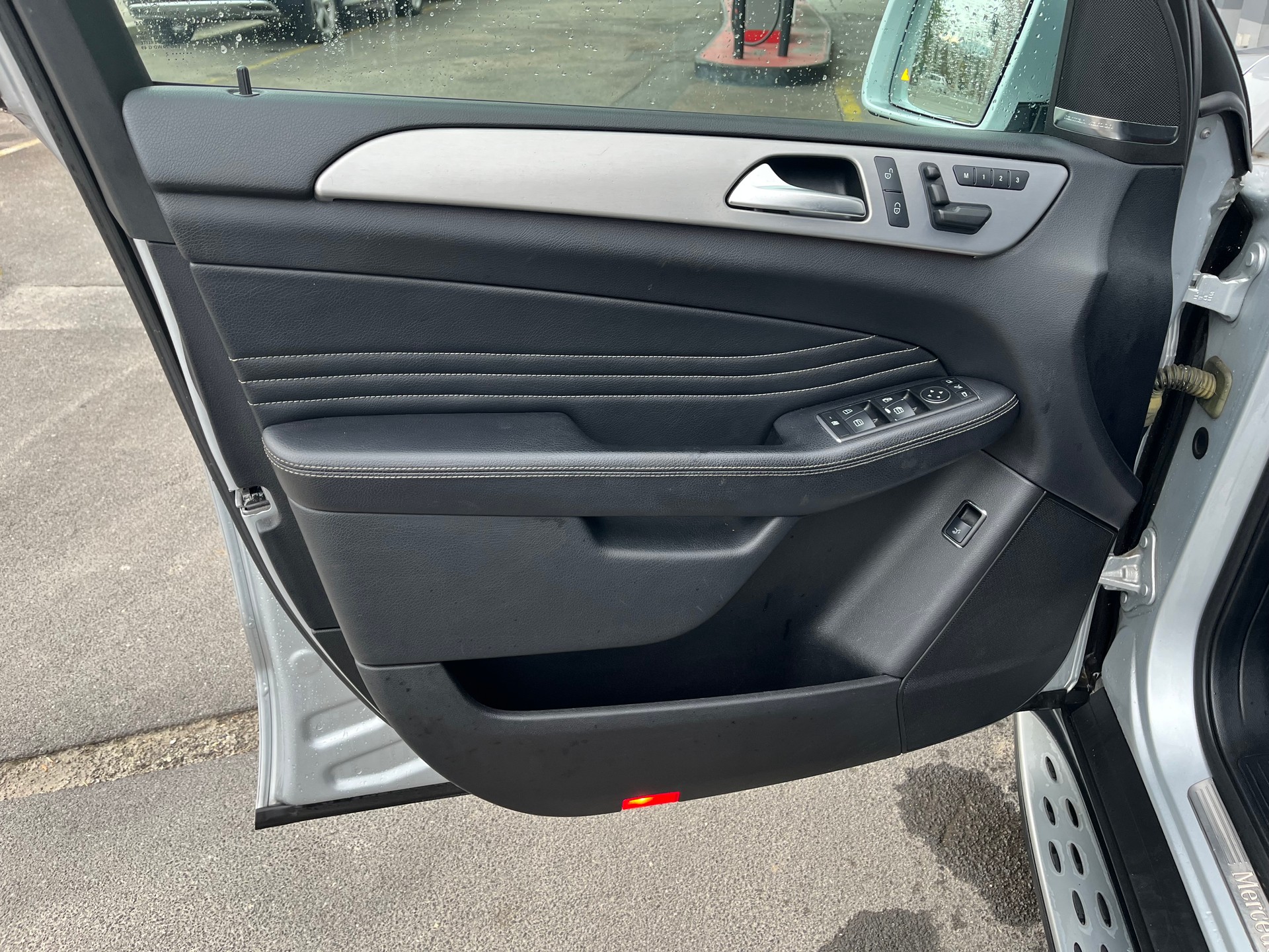 MERCEDES-BENZ ML 350 BlueTEC Edition 4Matic 7G-Tronic-image-6