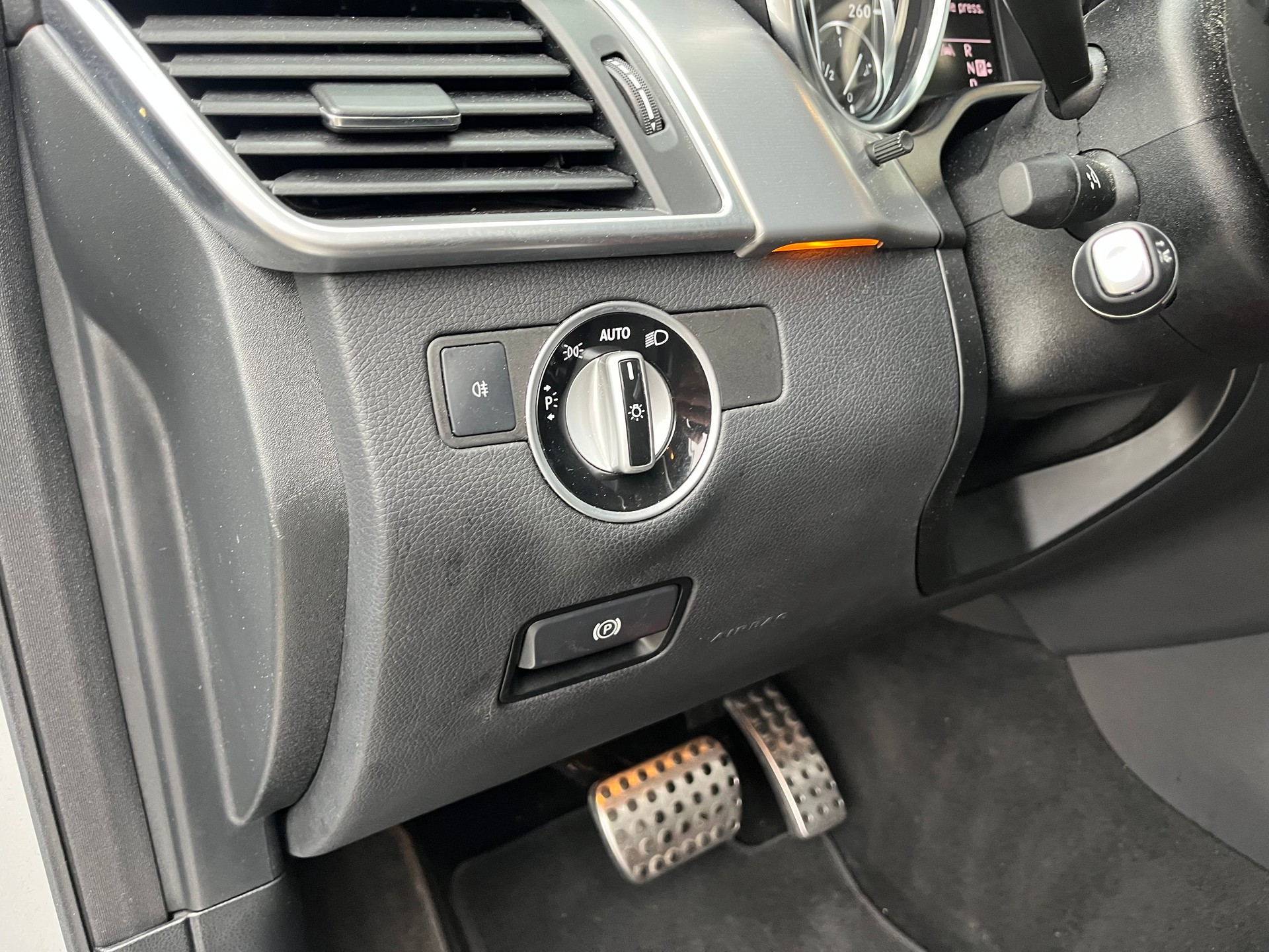 MERCEDES-BENZ ML 350 BlueTEC Edition 4Matic 7G-Tronic-image-11