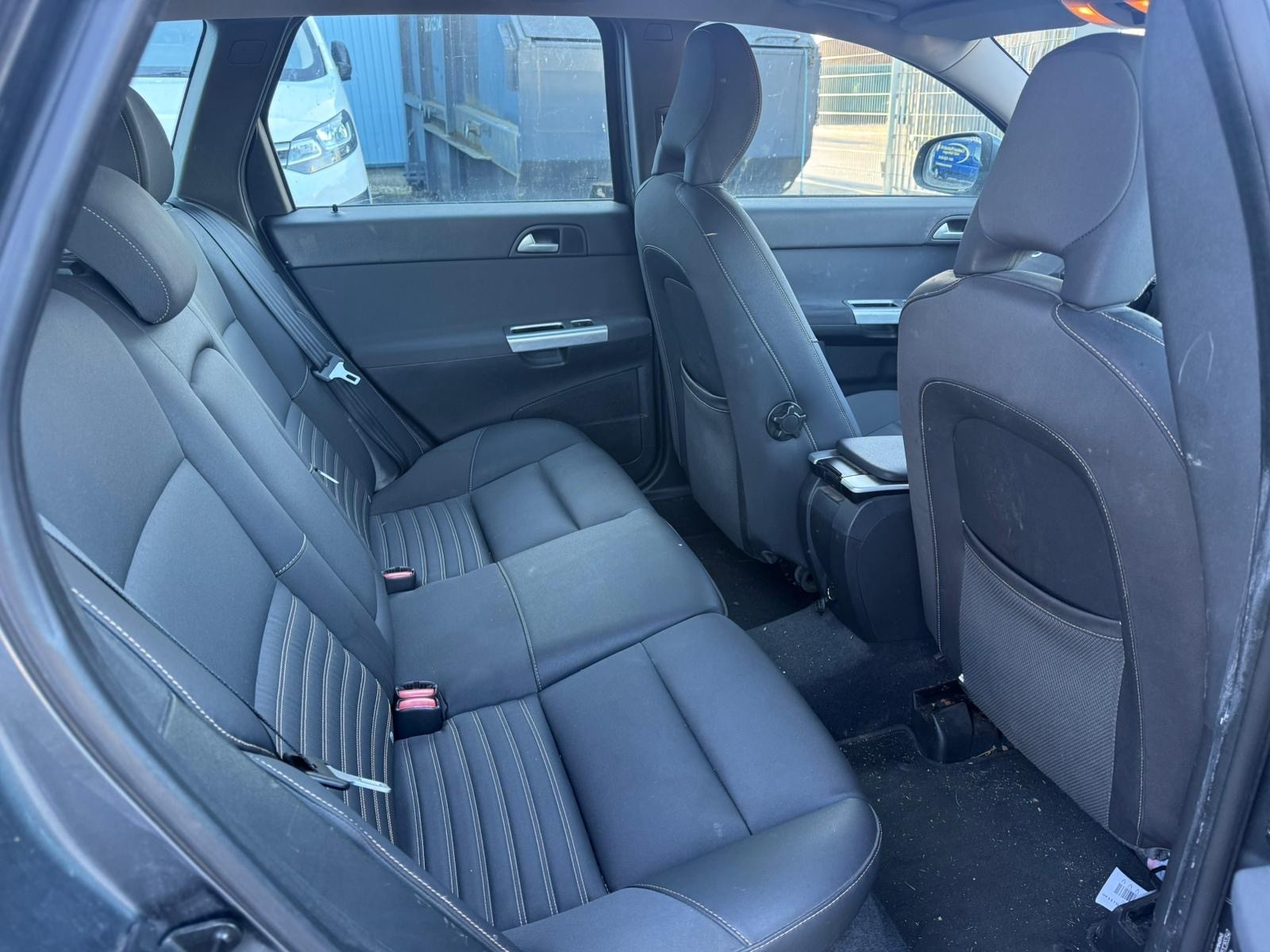 VOLVO V50 D3 Momentum-image-8