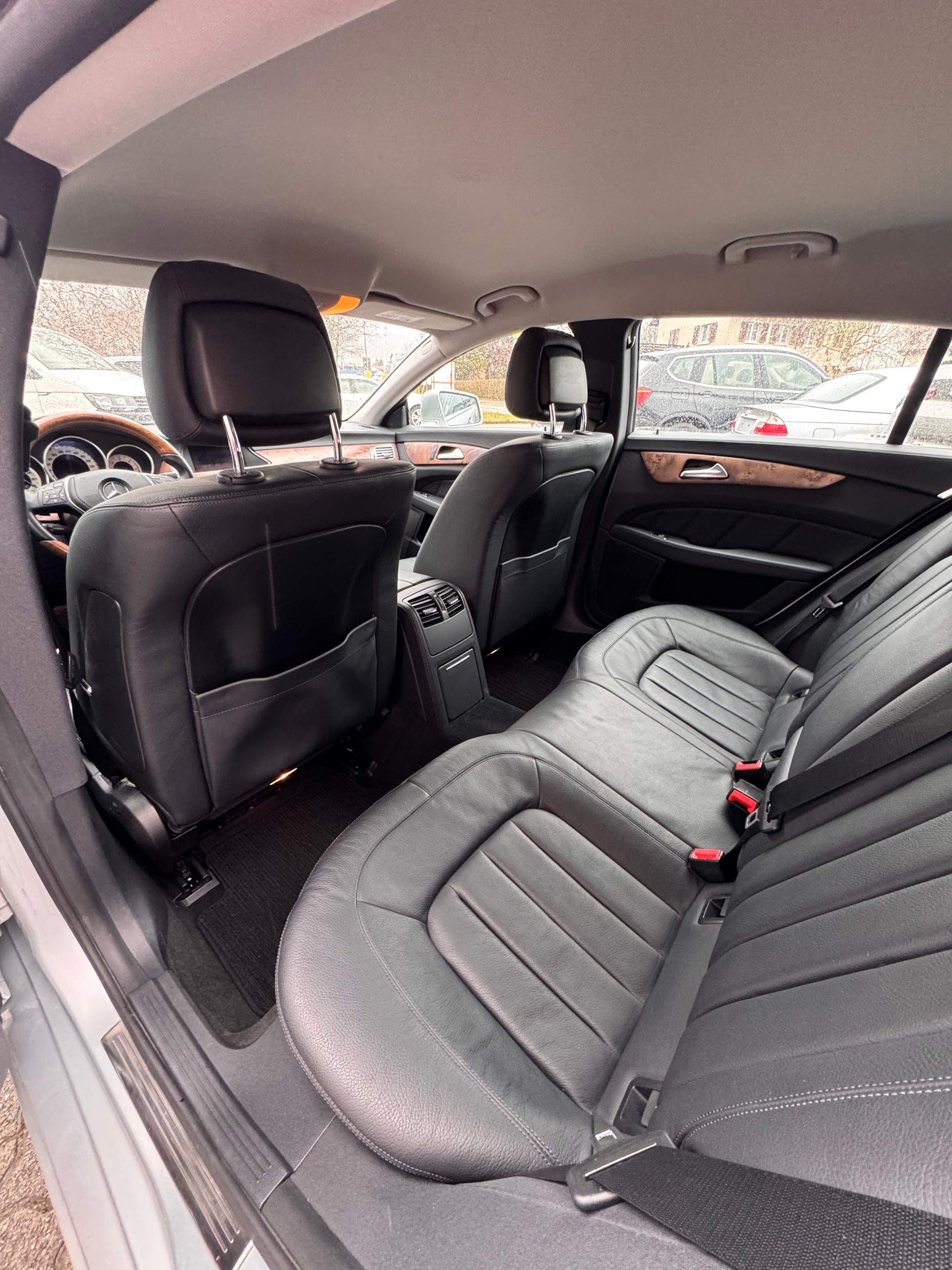 MERCEDES-BENZ CLS Shooting Brake 350 CDI 4Matic 7G-Tronic-image-9