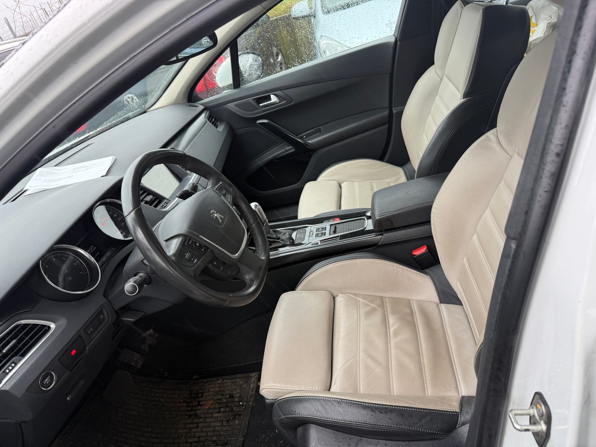 PEUGEOT 508 1.6 THP Active Automatic-image-3