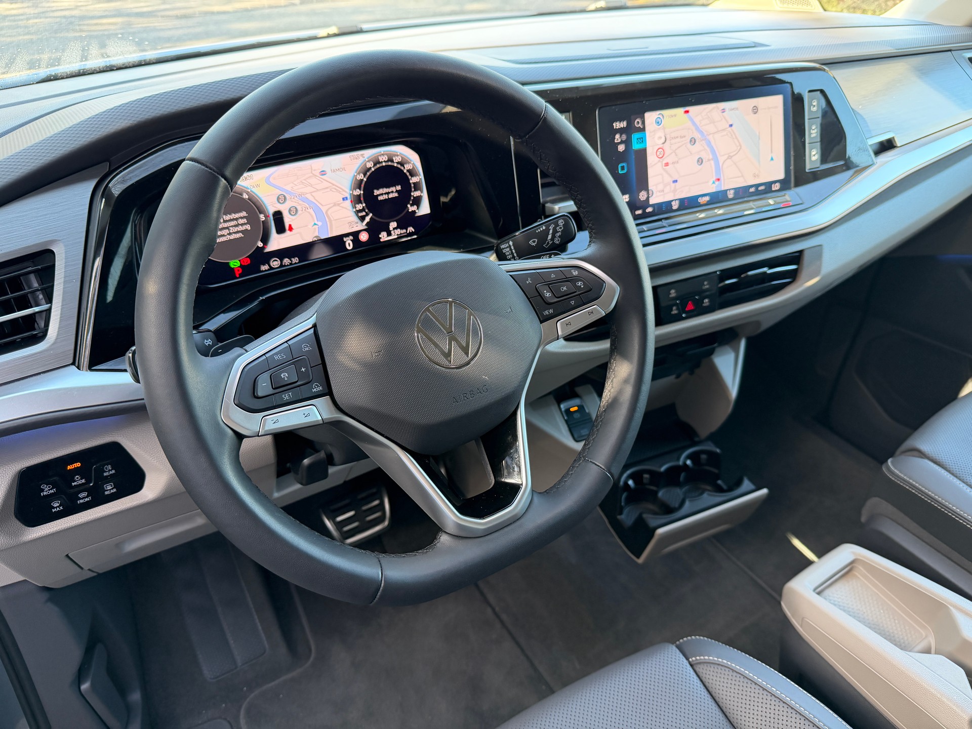 VW Multivan 2.0 TDI Style Liberty DSG-image-13