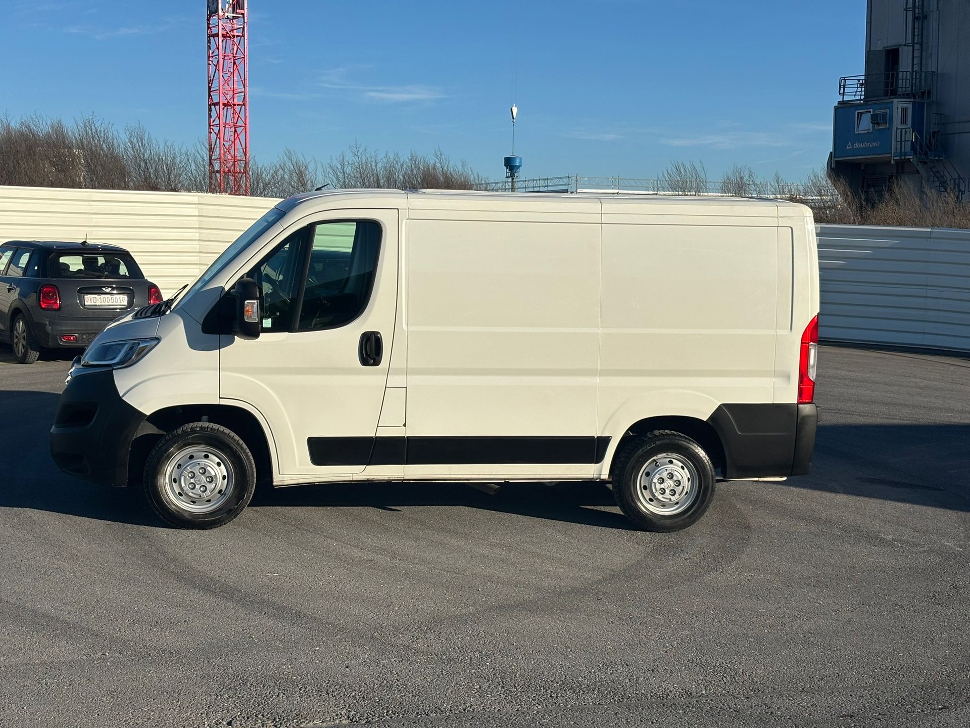 CITROEN Jumper 30 2.0 BlueHDi 110 Attraction L1H1-image-21