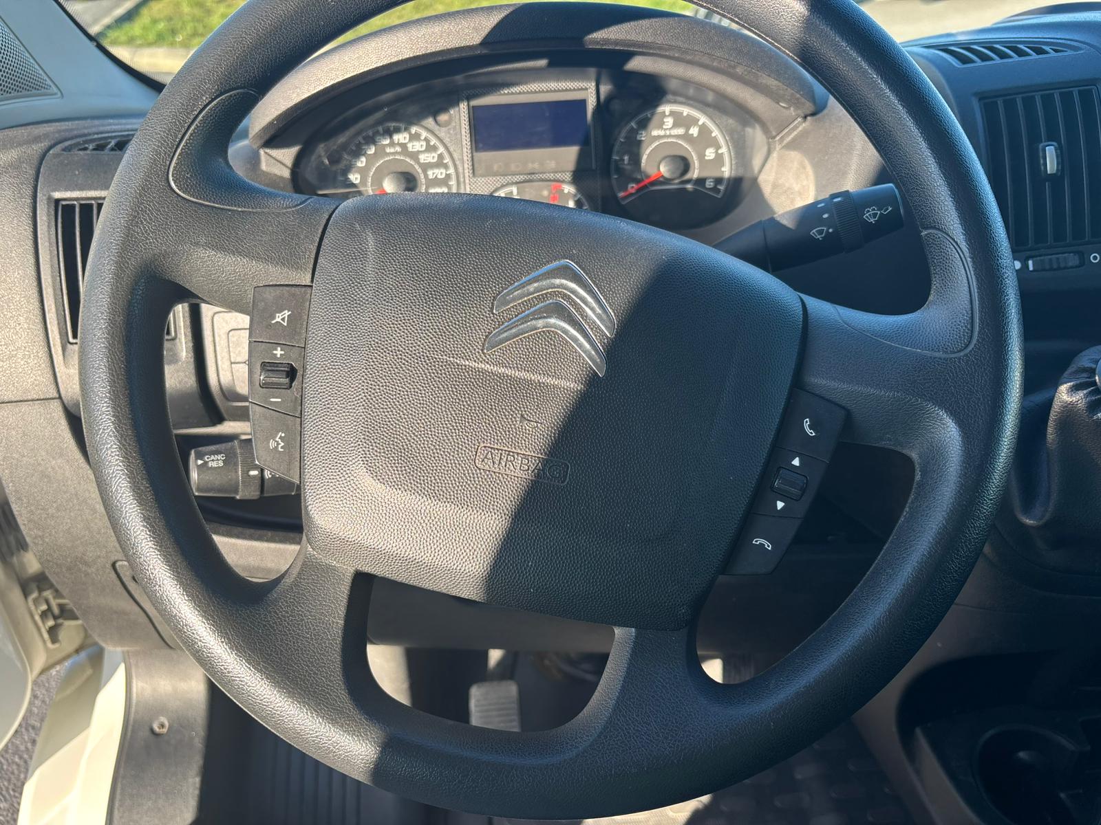 CITROEN Jumper 30 2.0 BlueHDi 110 Attraction L1H1-image-26