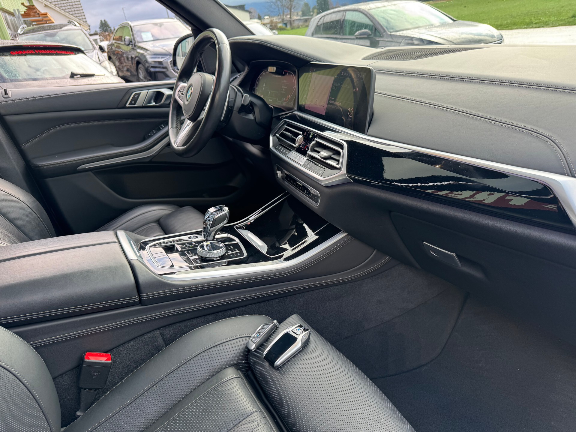 BMW X5 xDrive M50d Steptronic-image-12