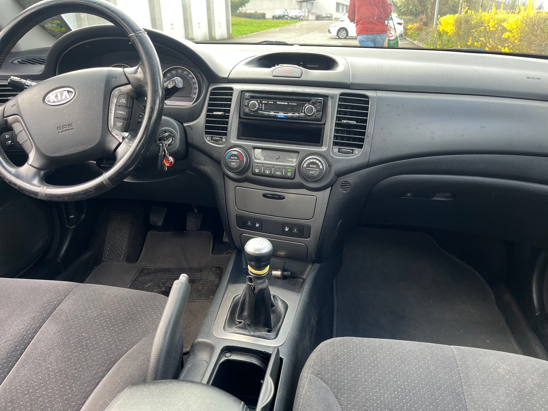 KIA Magentis 2.0 CRDi Trend-image-11