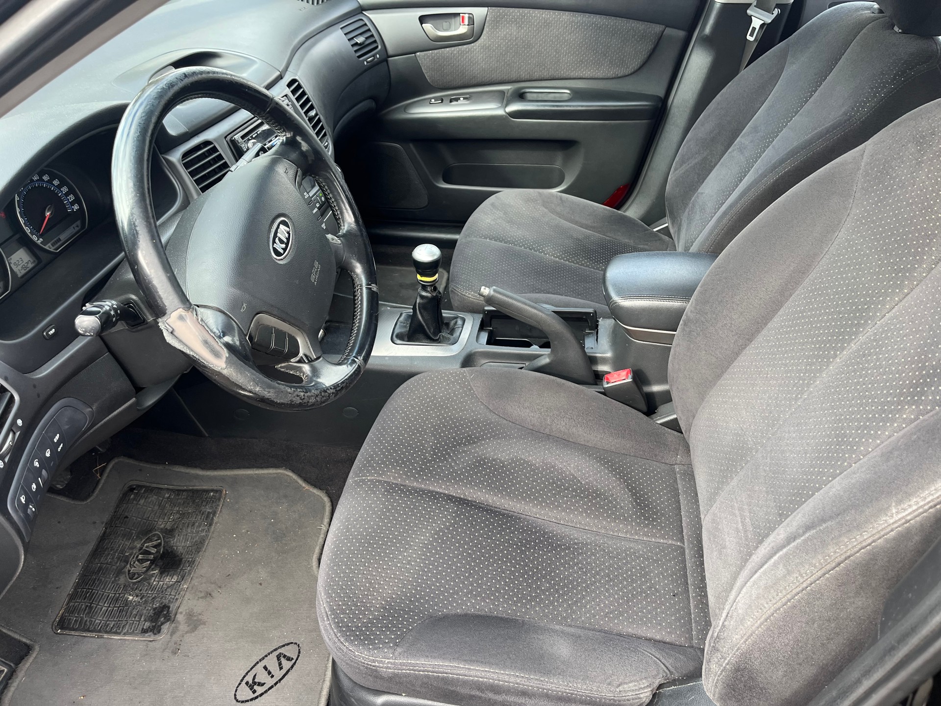 KIA Magentis 2.0 CRDi Trend-image-8