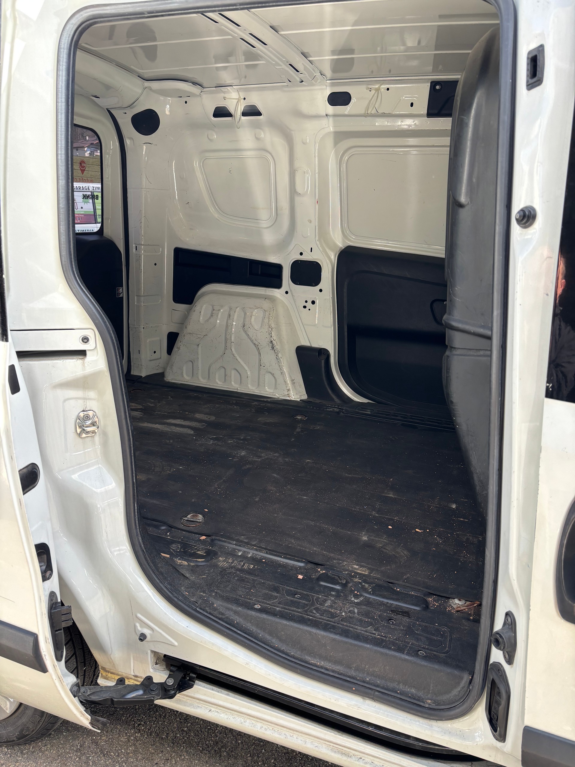 OPEL Combo 1.3 CDTI 2.4 L1H1-image-7
