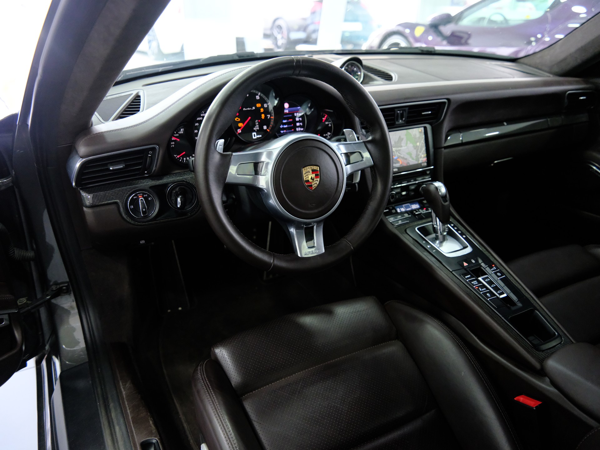PORSCHE 911 Turbo S PDK-image-8
