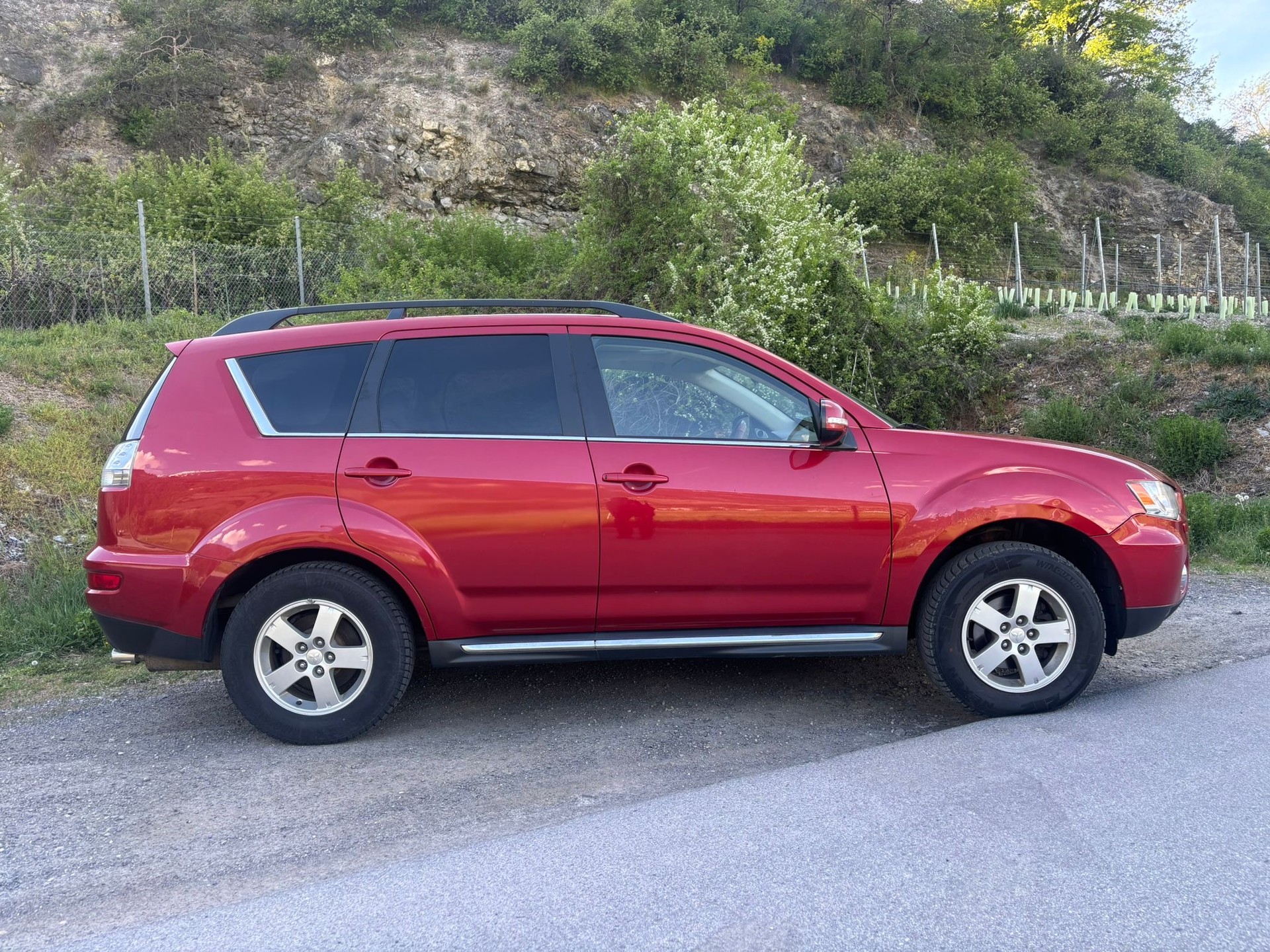 MITSUBISHI Outlander 2.2 DID Intense 4WD TC-SST-image-1