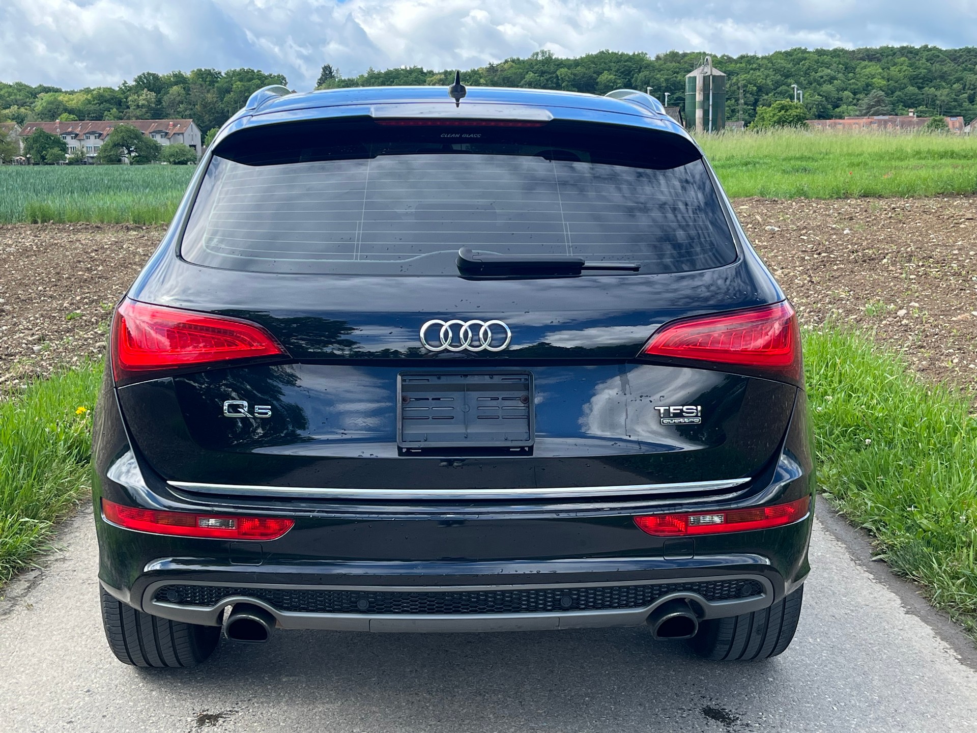 AUDI Q5 2.0 TFSI quattro S-Line-image-10