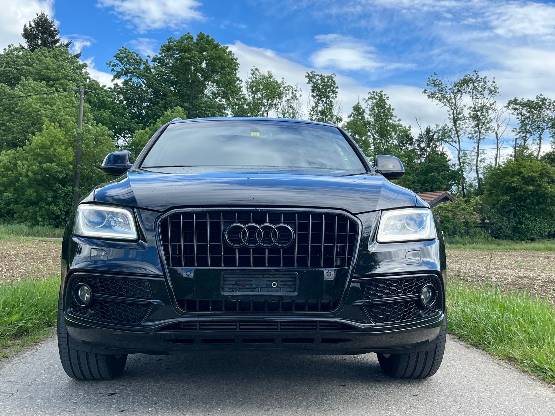 AUDI Q5 2.0 TFSI quattro S-Line-showroom-element-2