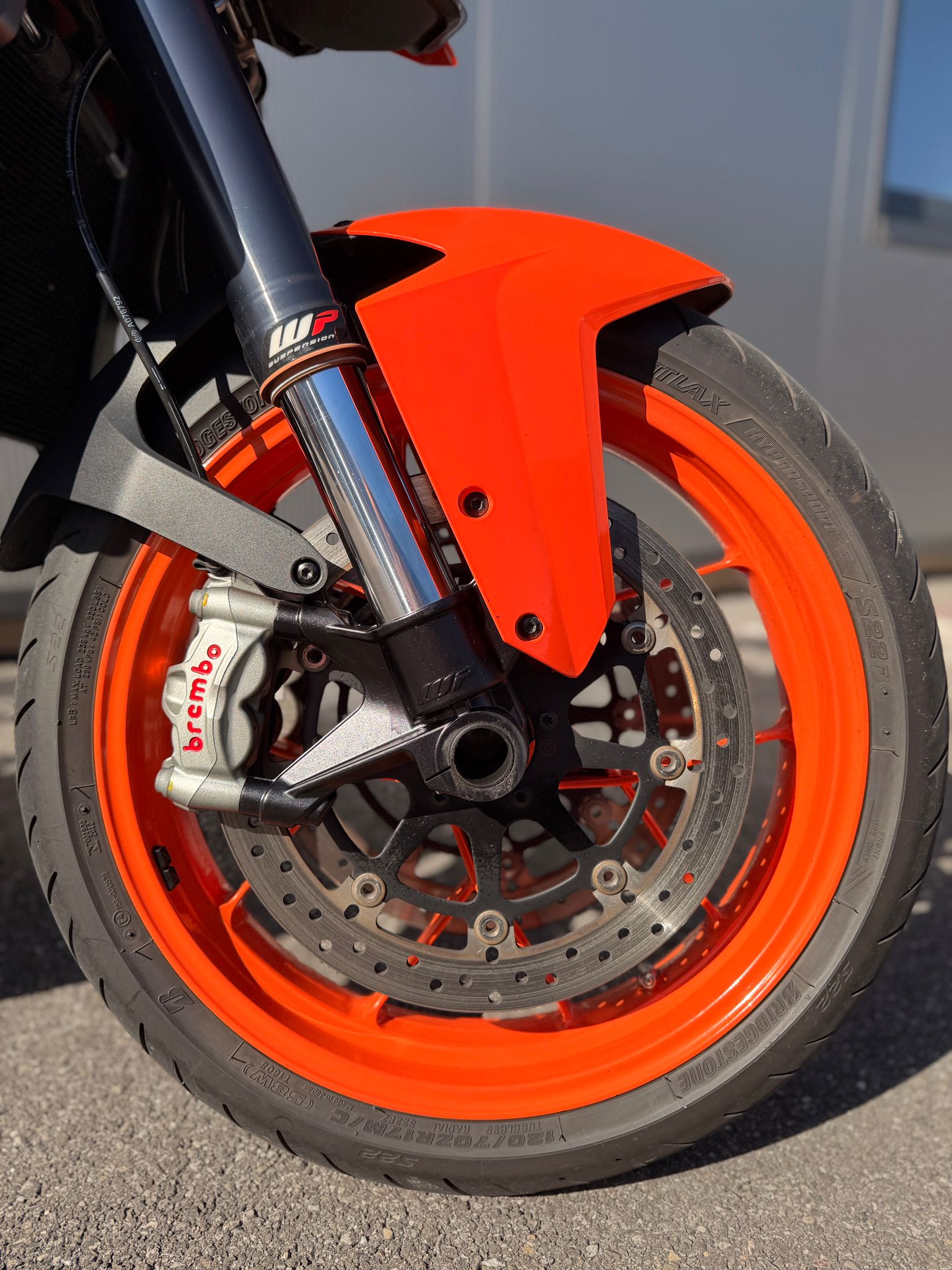 KTM 1290 Super Duke R-image-2