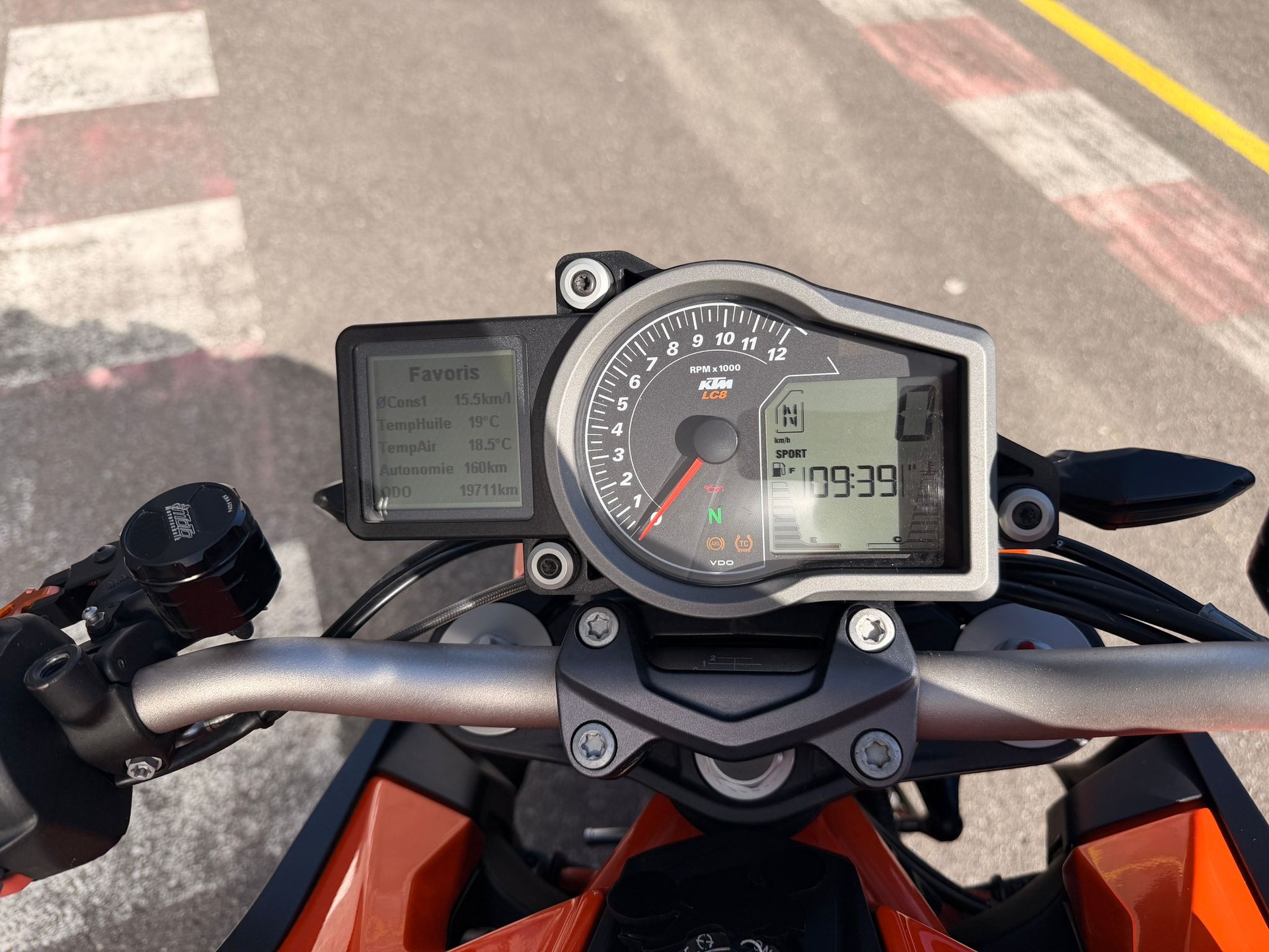 KTM 1290 Super Duke R-image-6