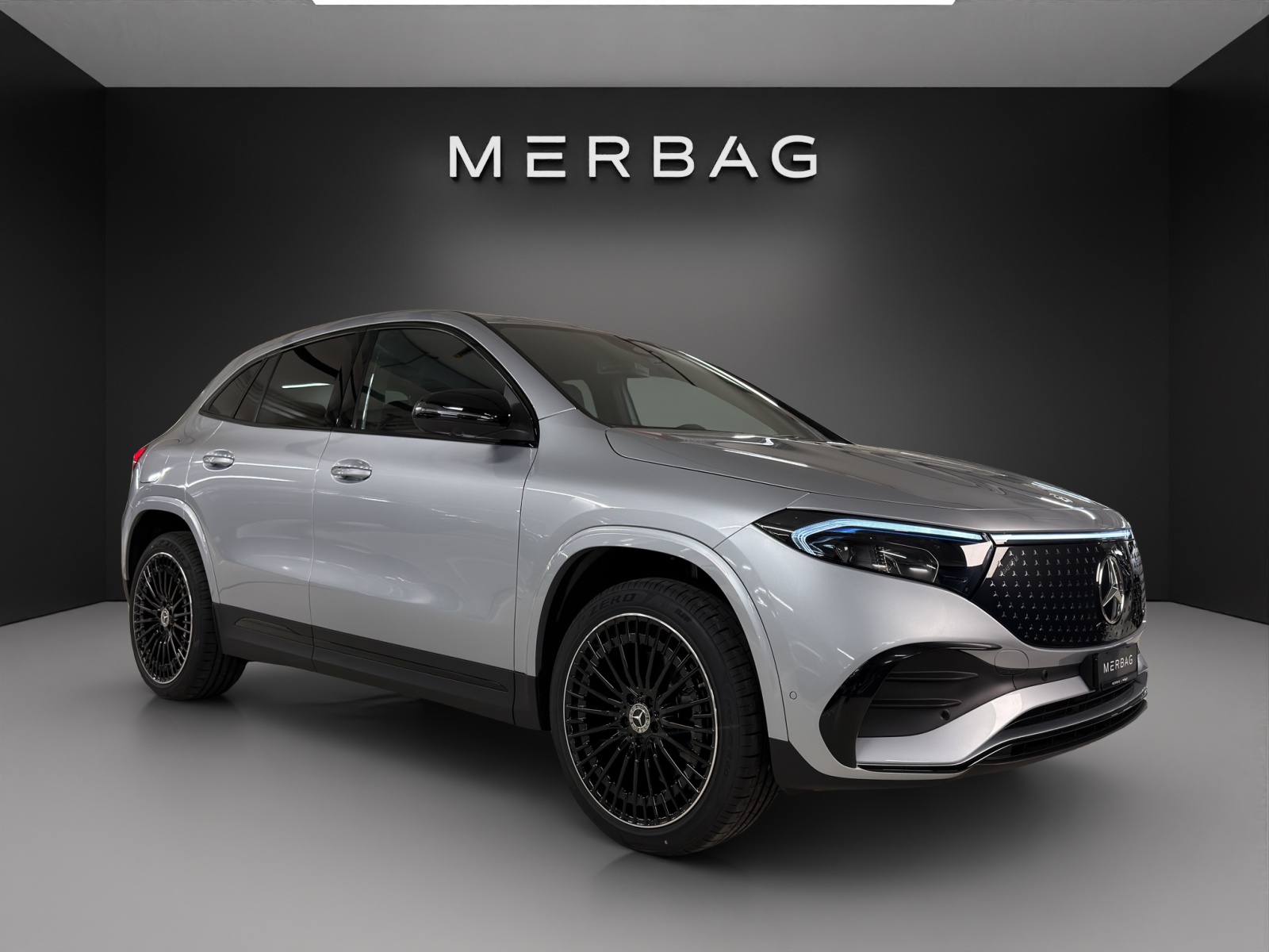 MERCEDES-BENZ EQA 350 66,5 kWh 4Matic Swiss Star