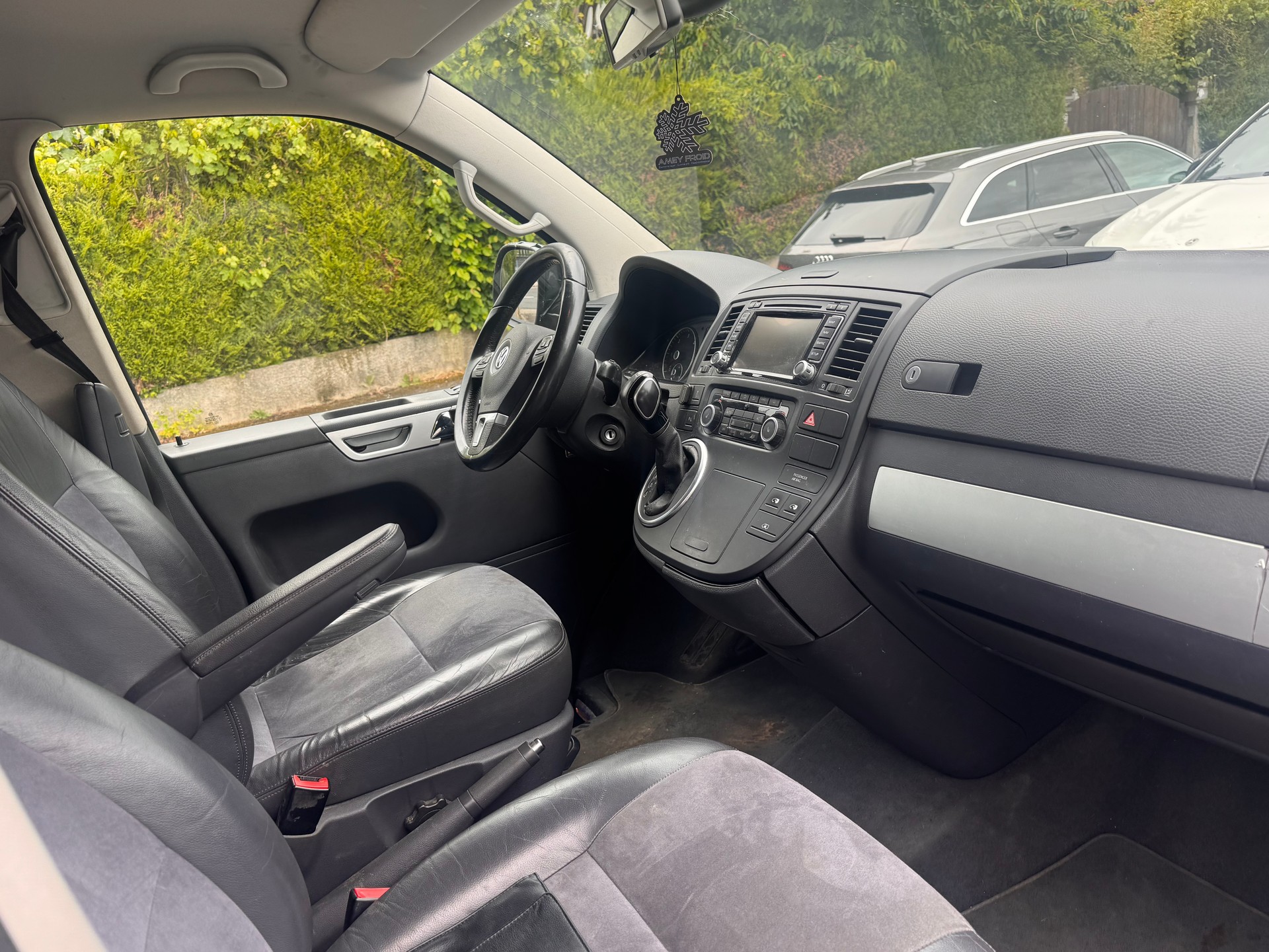 VW Multivan TDI 4M-image-13