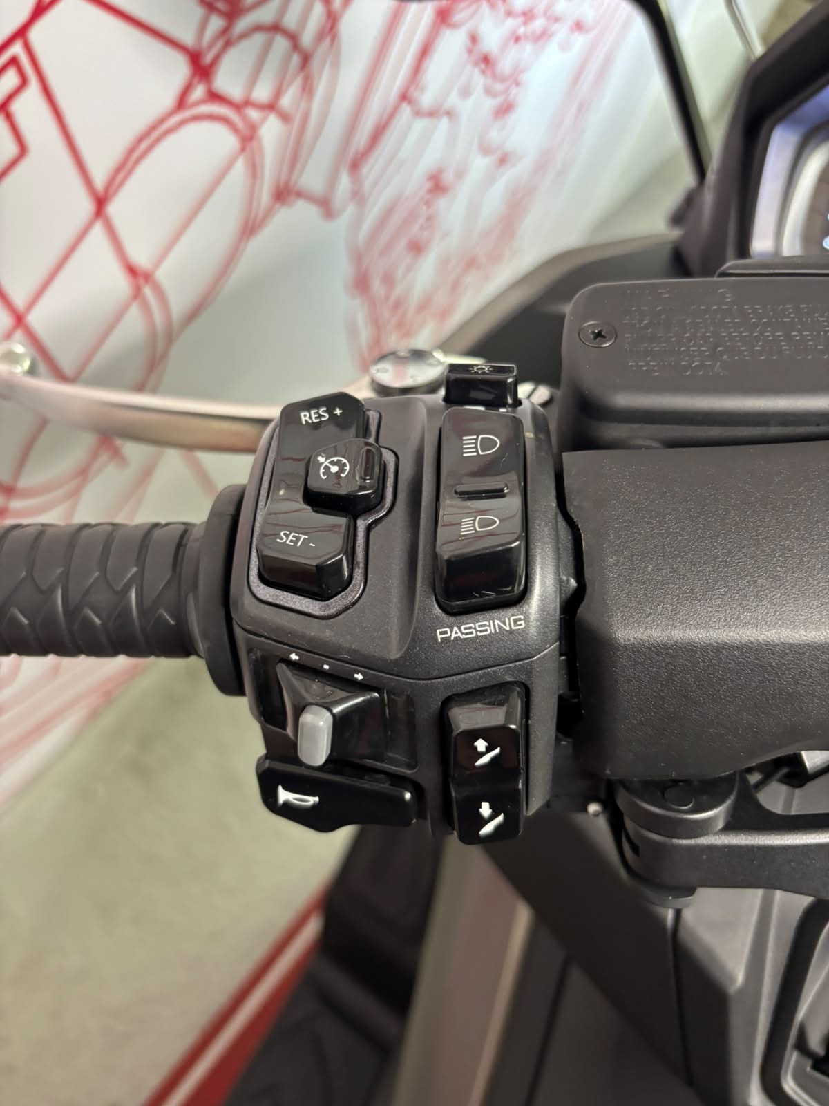 KYMCO AK 550i ETS-image-11