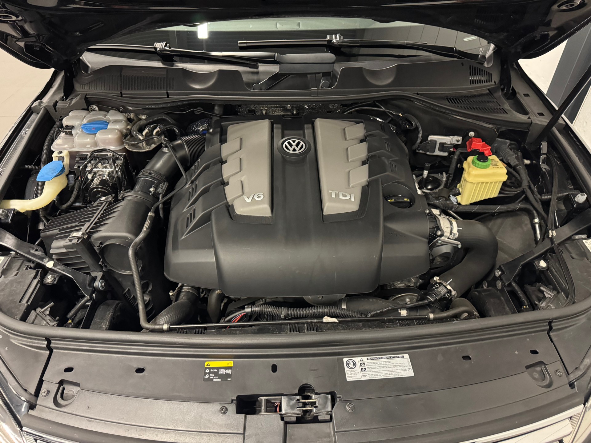 VW Touareg 3.0 TDI BlueMotion Technology Tiptronic-image-28
