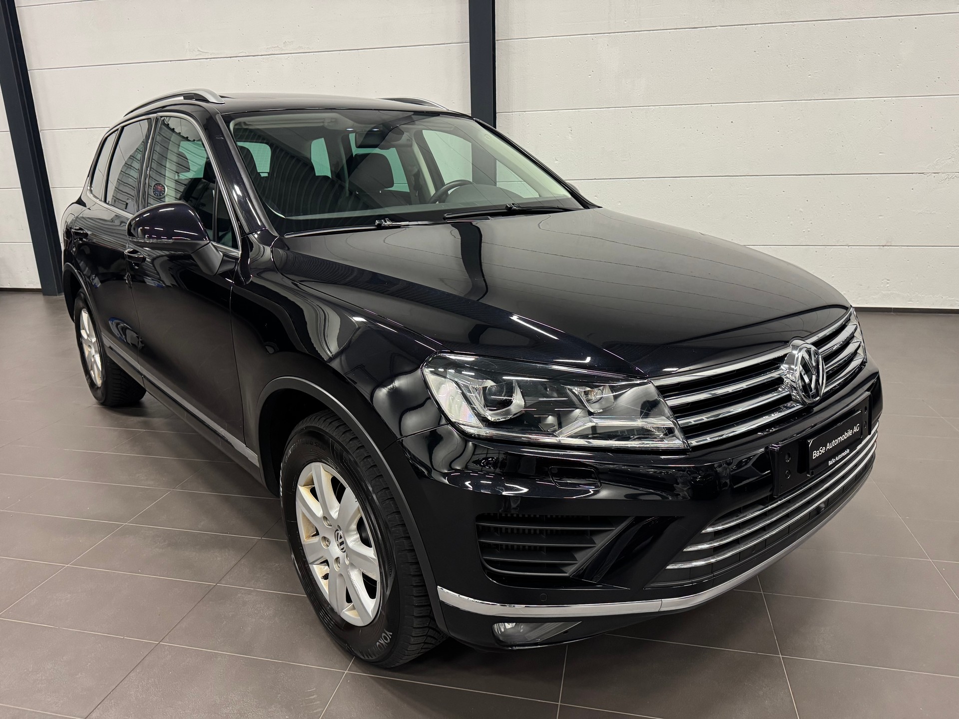 VW Touareg 3.0 TDI BlueMotion Technology Tiptronic-showroom-element-1