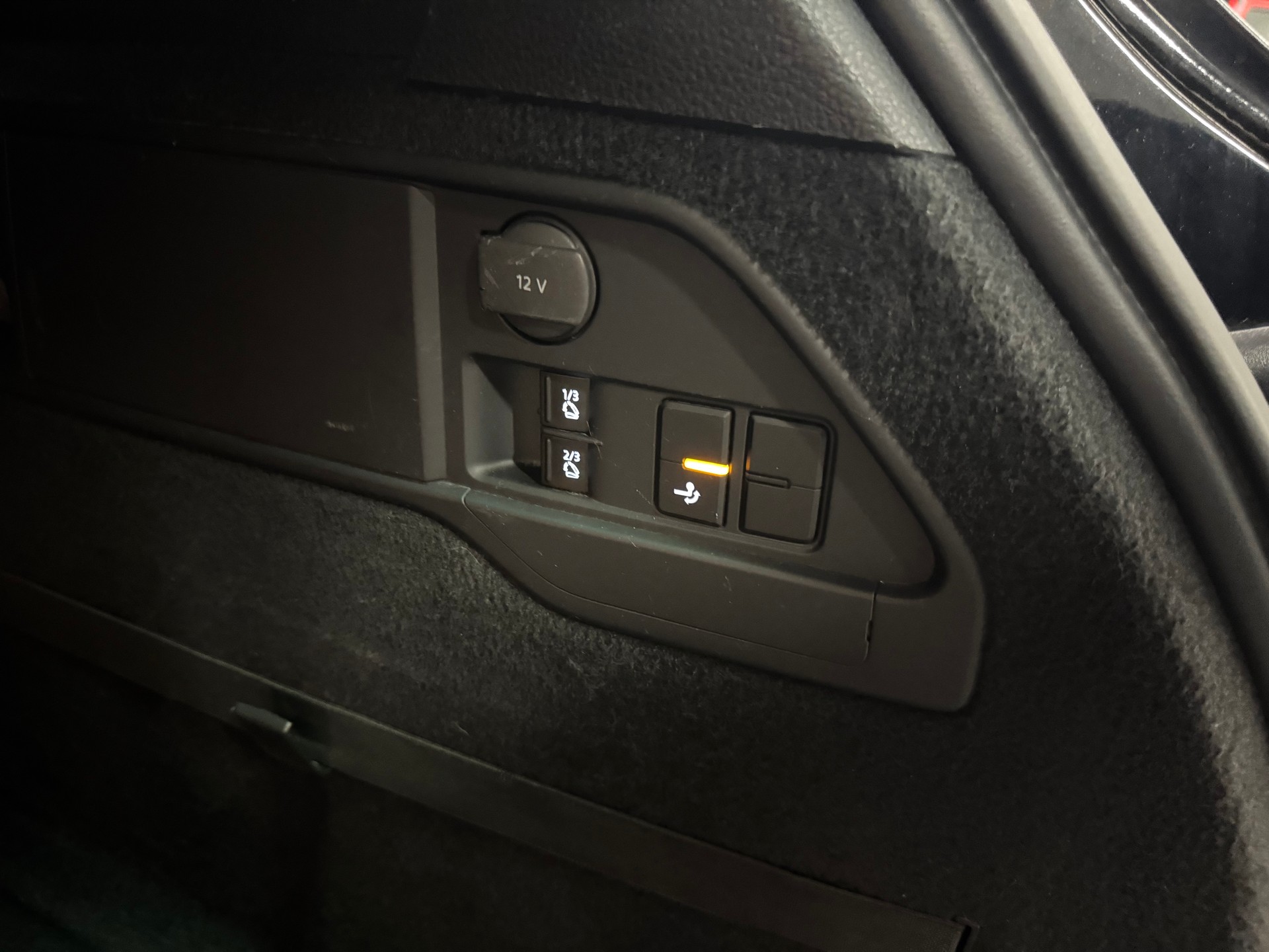 VW Touareg 3.0 TDI BlueMotion Technology Tiptronic-image-27