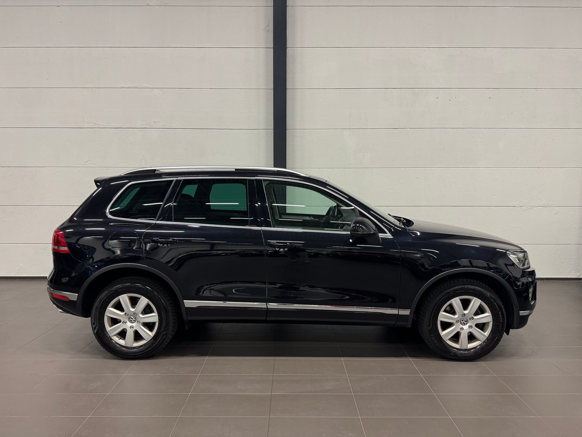VW Touareg 3.0 TDI BlueMotion Technology Tiptronic-image-7