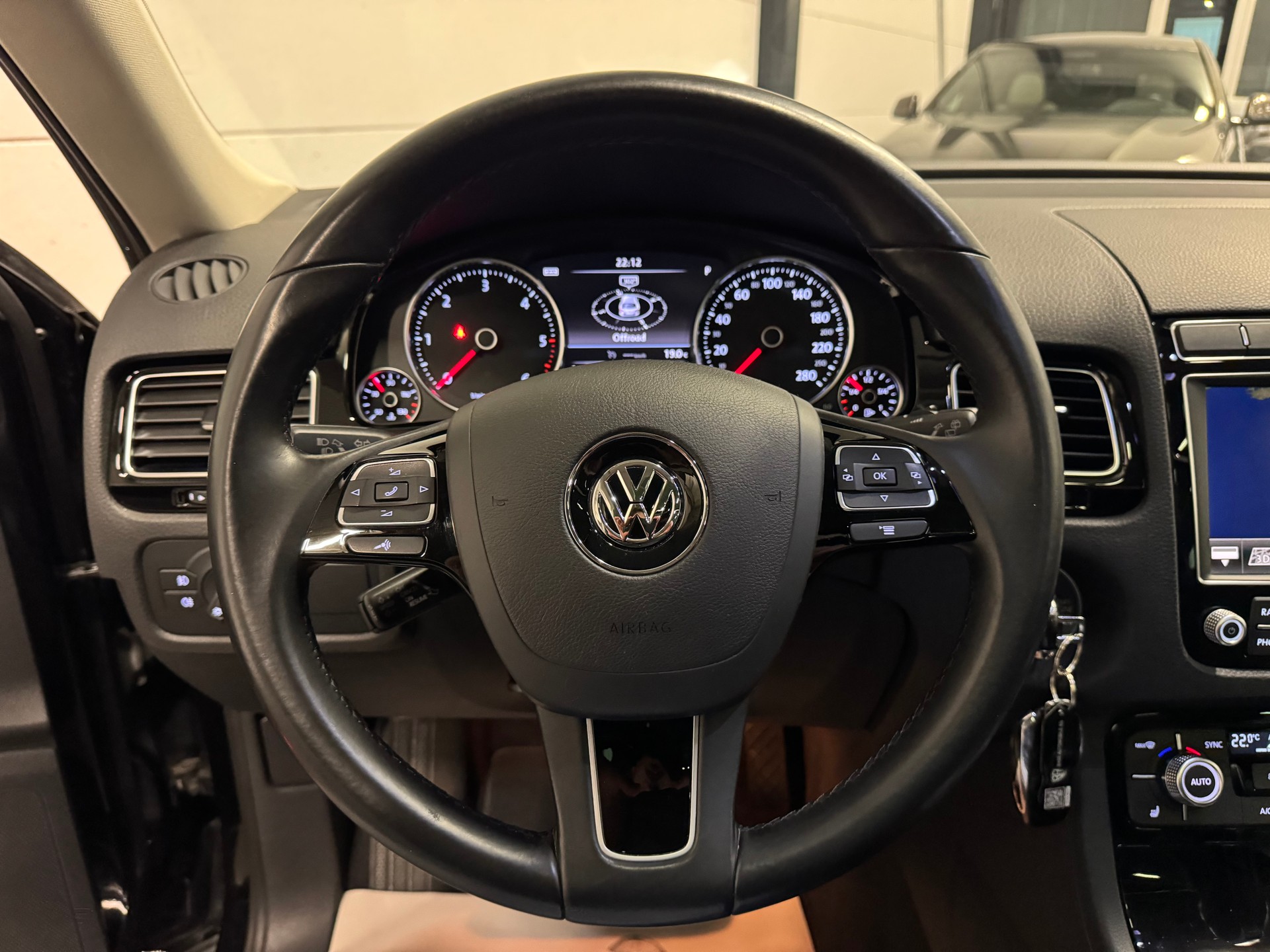 VW Touareg 3.0 TDI BlueMotion Technology Tiptronic-image-22