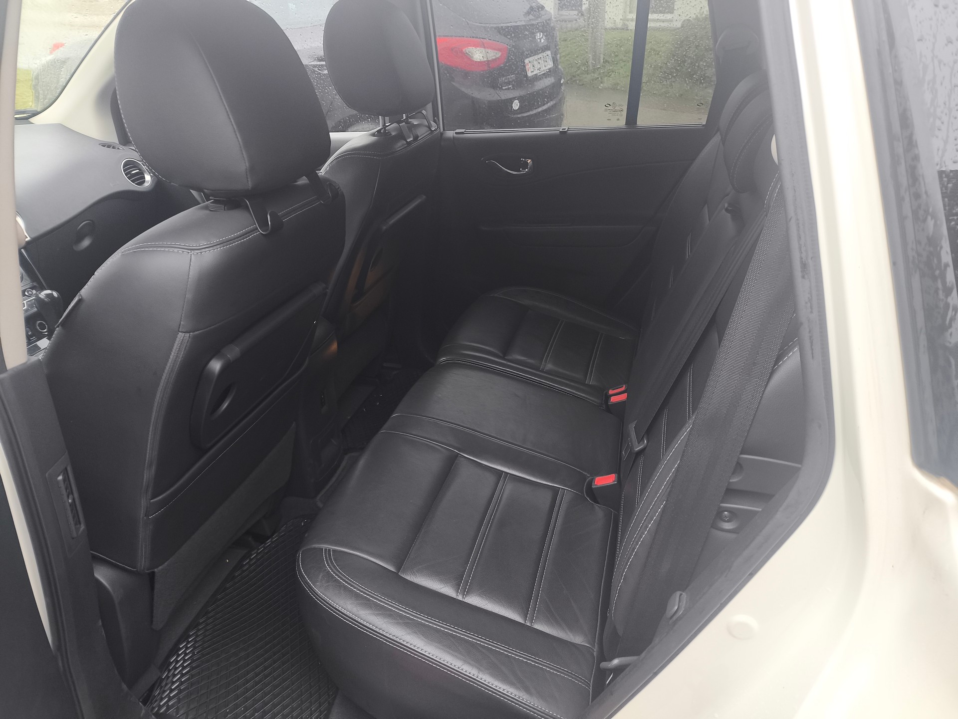 RENAULT Koleos 2.0 dCi Exception 4x4 Automatic-image-9