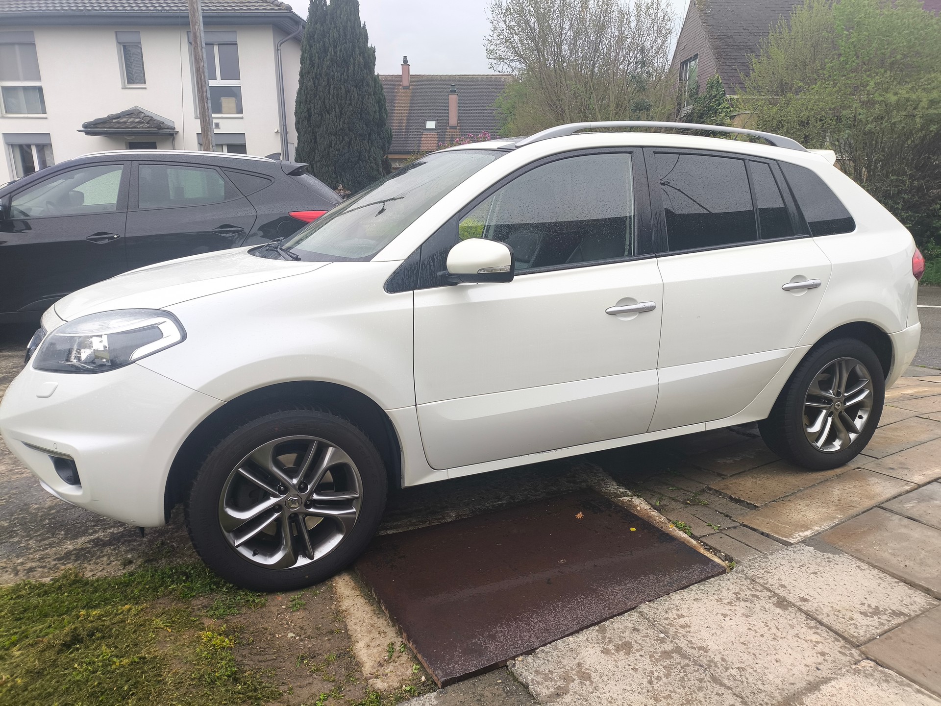 RENAULT Koleos 2.0 dCi Exception 4x4 Automatic-image-5
