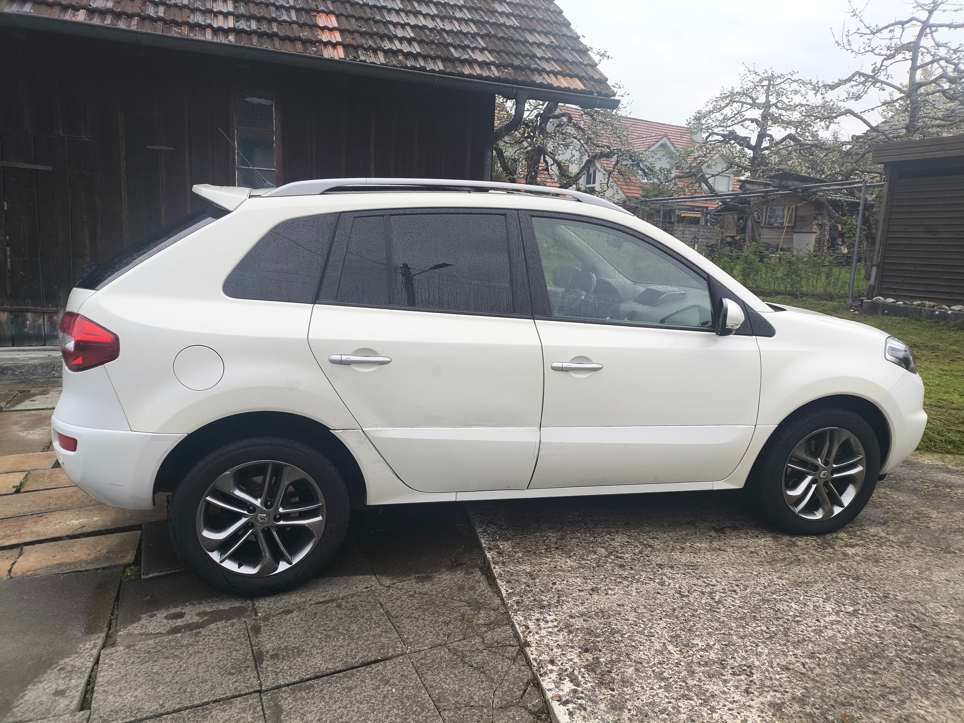 RENAULT Koleos 2.0 dCi Exception 4x4 Automatic-image-2