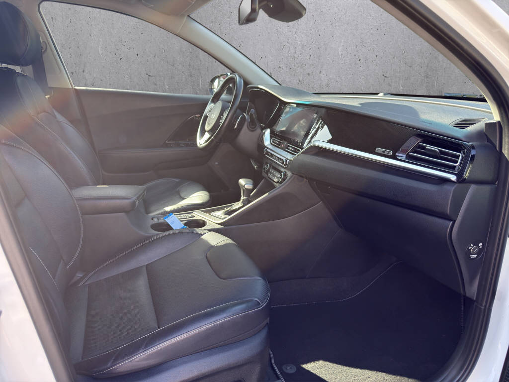 KIA Niro 1.6 GDi Hybrid Style-image-10
