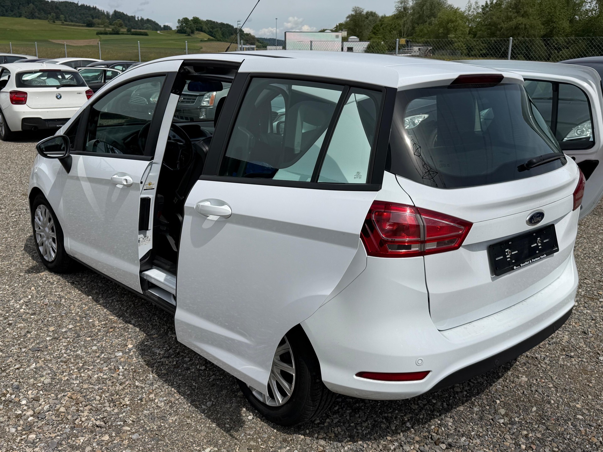 FORD B-Max 1.0 SCTi-image-10