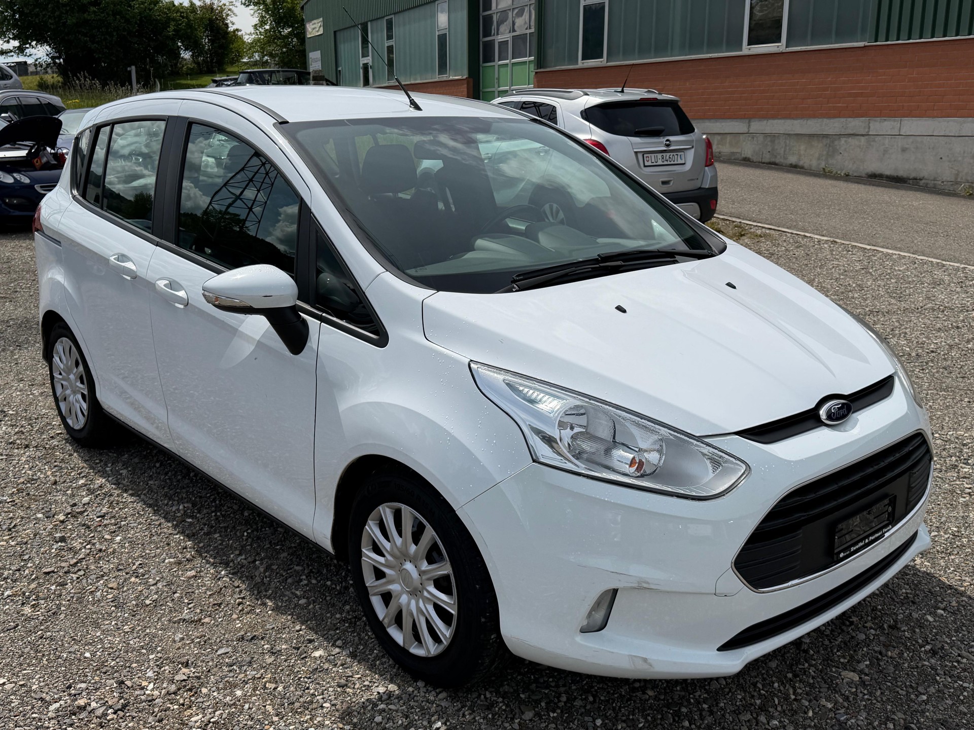 FORD B-Max 1.0 SCTi-image-1