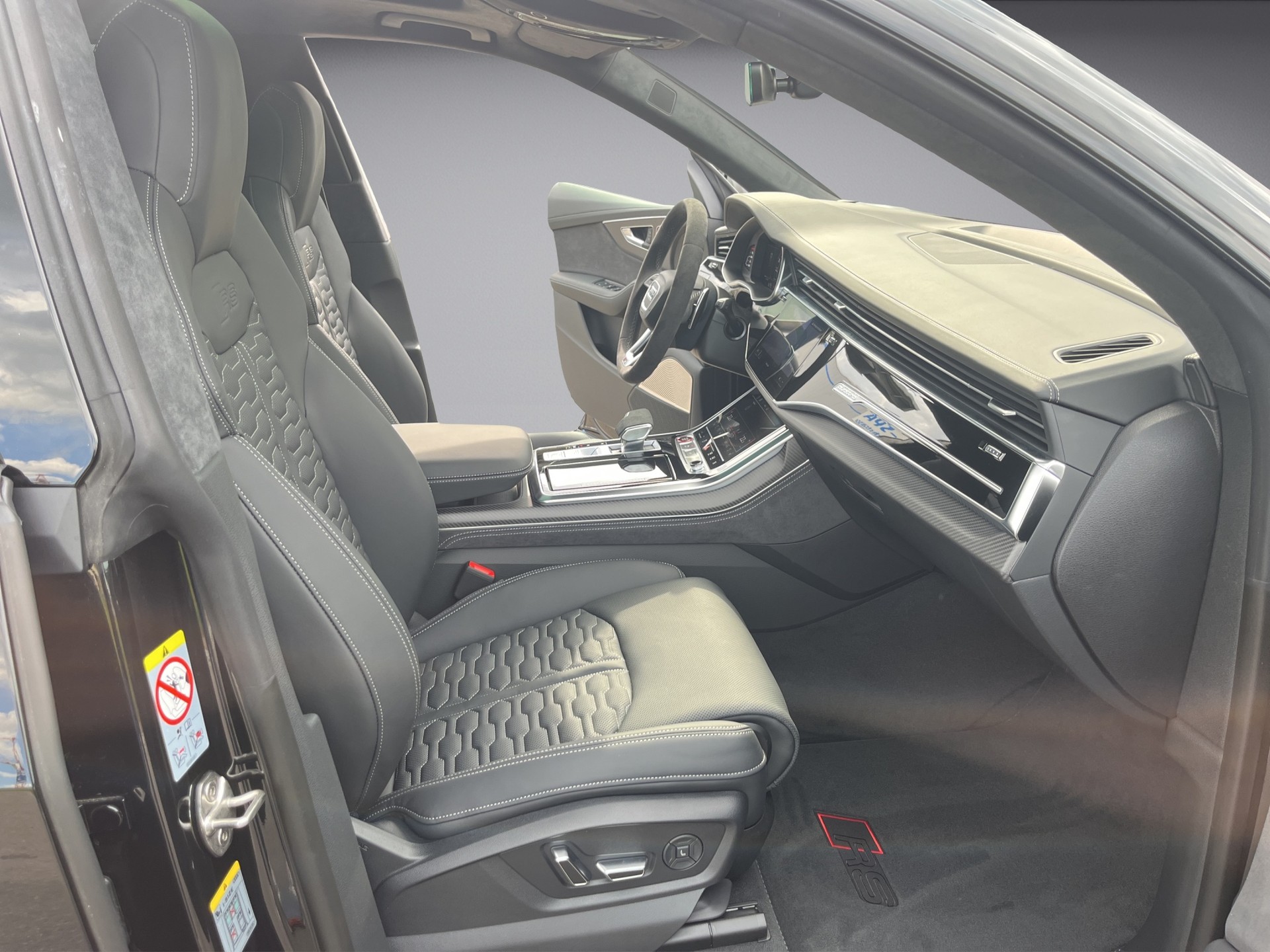 AUDI RSQ8 performance quattro*New Fahrzeug*Standheizung, AHK, Panodach, (5-Jahre Garantie)-image-16