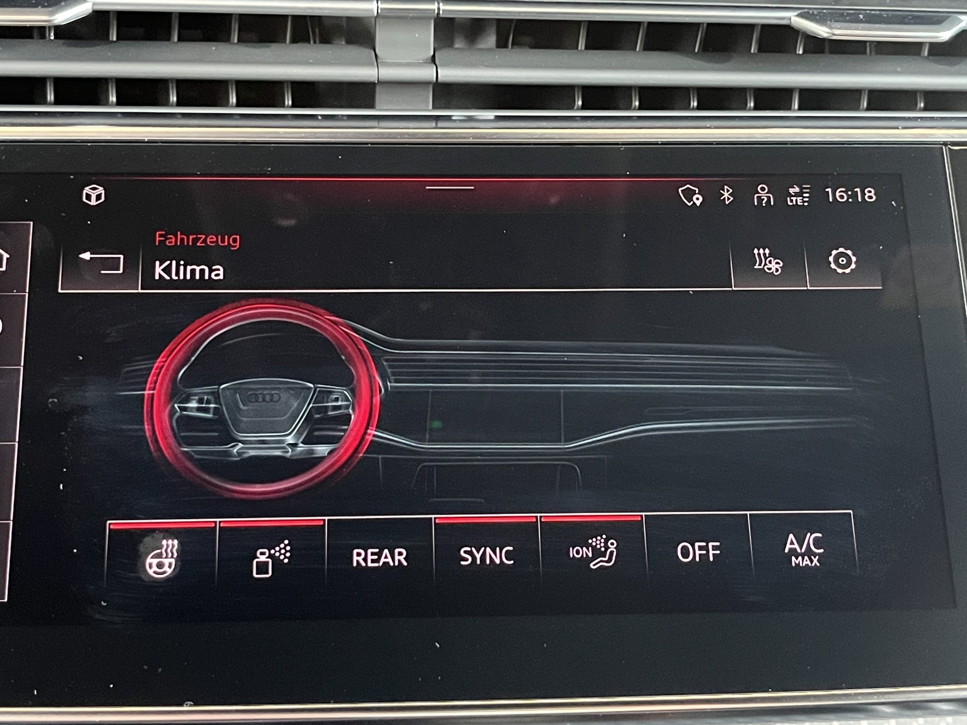 AUDI RSQ8 performance quattro*New Fahrzeug*Standheizung, AHK, Panodach, (5-Jahre Garantie)-image-23