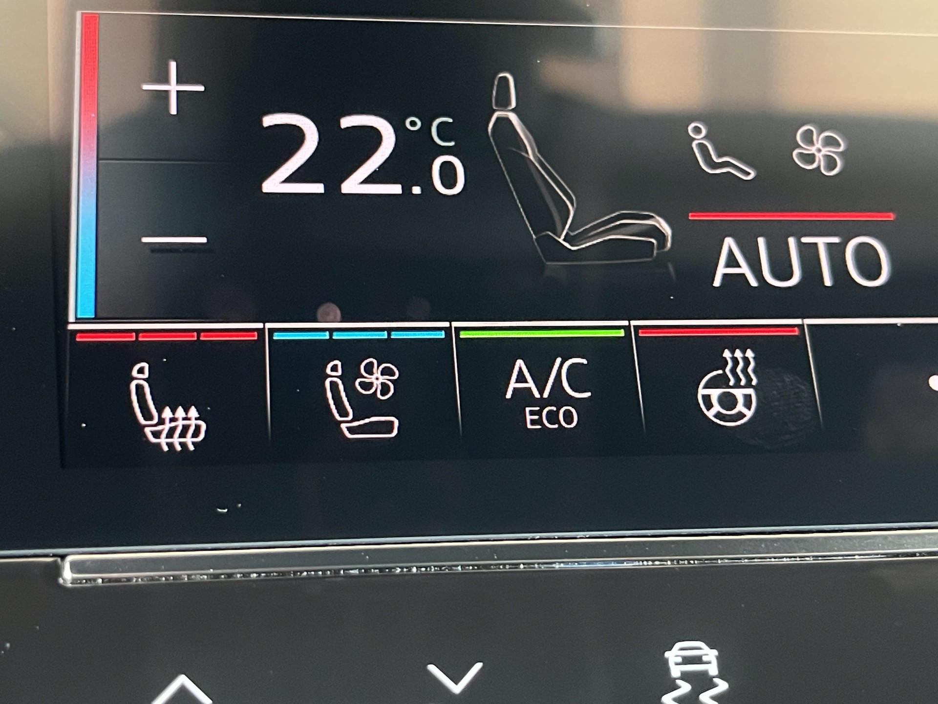 AUDI RSQ8 performance quattro*New Fahrzeug*Standheizung, AHK, Panodach, (5-Jahre Garantie)-image-28