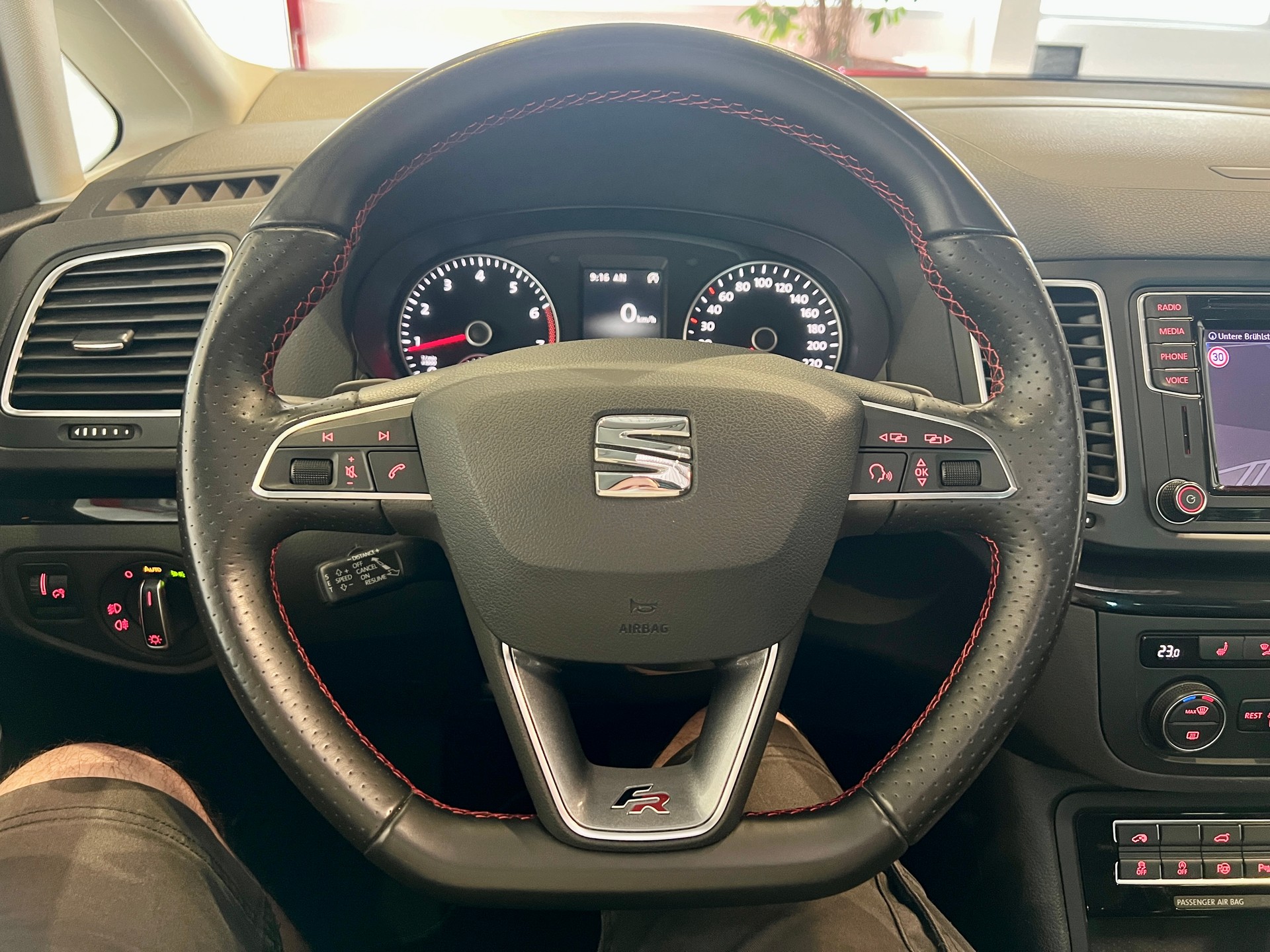 SEAT Alhambra 1.4 TSI DSG Hola FR-image-29